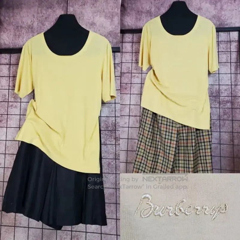 Burberry Burberry Summer Yellow Cotton Embroidered T-Shirt. Size M / US 6-8 / IT 42-44 - 1 Thumbnail
