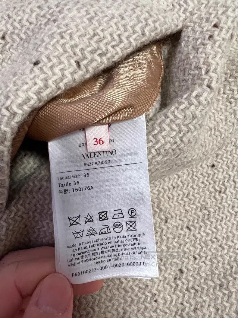 Valentino Valentino coat Size XXS / US 00 / IT 34 - 2 Thumbnail