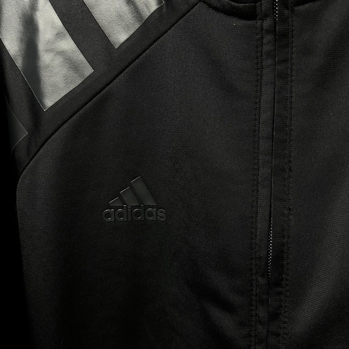 Adidas Adidas Manchester United football 17/18 zip track jacket Size US L / EU 52-54 / 3 - 5 Thumbnail
