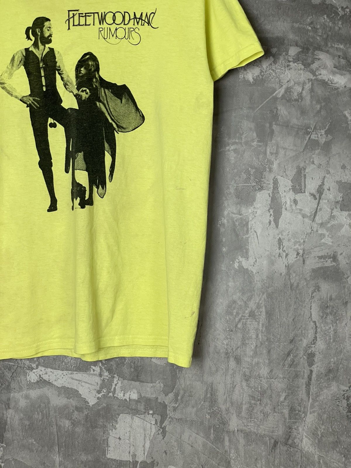Band Tees × Vintage Vintage Y2K Fleetwood Mac Rumours Boxy Fit T Shirt Size US S / EU 44-46 / 1 - 4 Thumbnail
