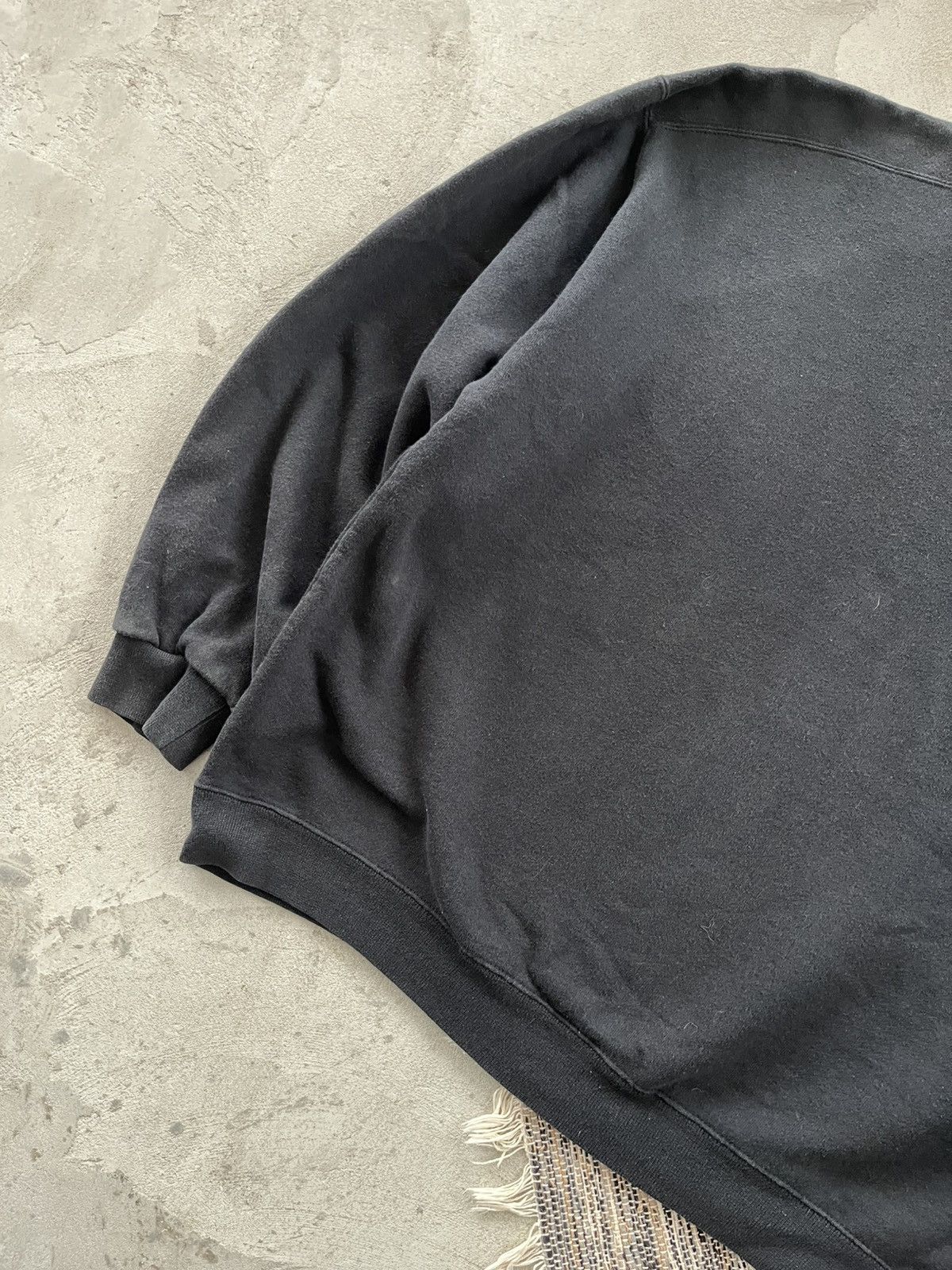 Nike 90s Vintage Nike Faded Black Boxy Fit sk8 blank Sweatshirt Size US L / EU 52-54 / 3 - 6 Thumbnail