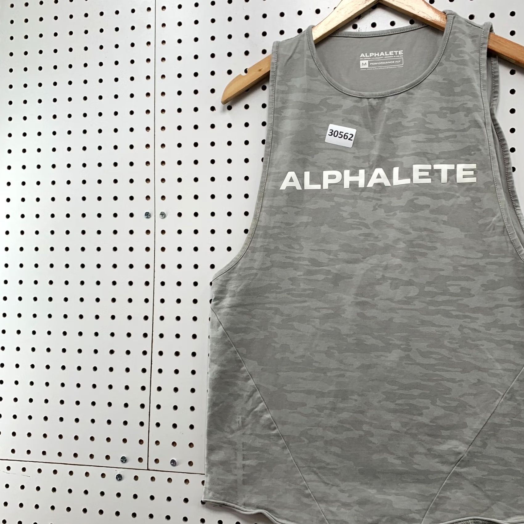 Vintage Alphalete Tank Shirt Women’s Medium Performance Gray Camouflage Size M / US 6-8 / IT 42-44 - 3 Thumbnail