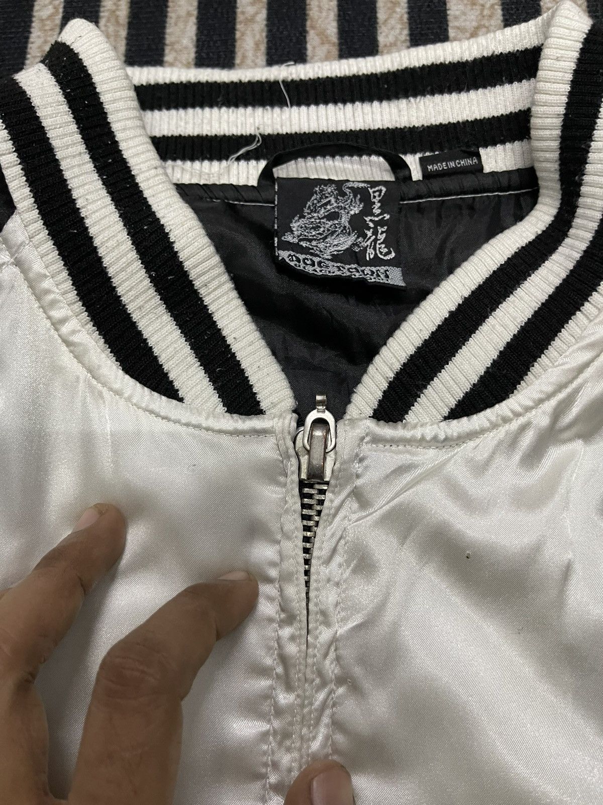 Dogtown 2000s DOGTOWN BLACK DRAGON SUKAJAN EMBROIDERED DRAGON RARE Size US XL / EU 56 / 4 - 11 Thumbnail