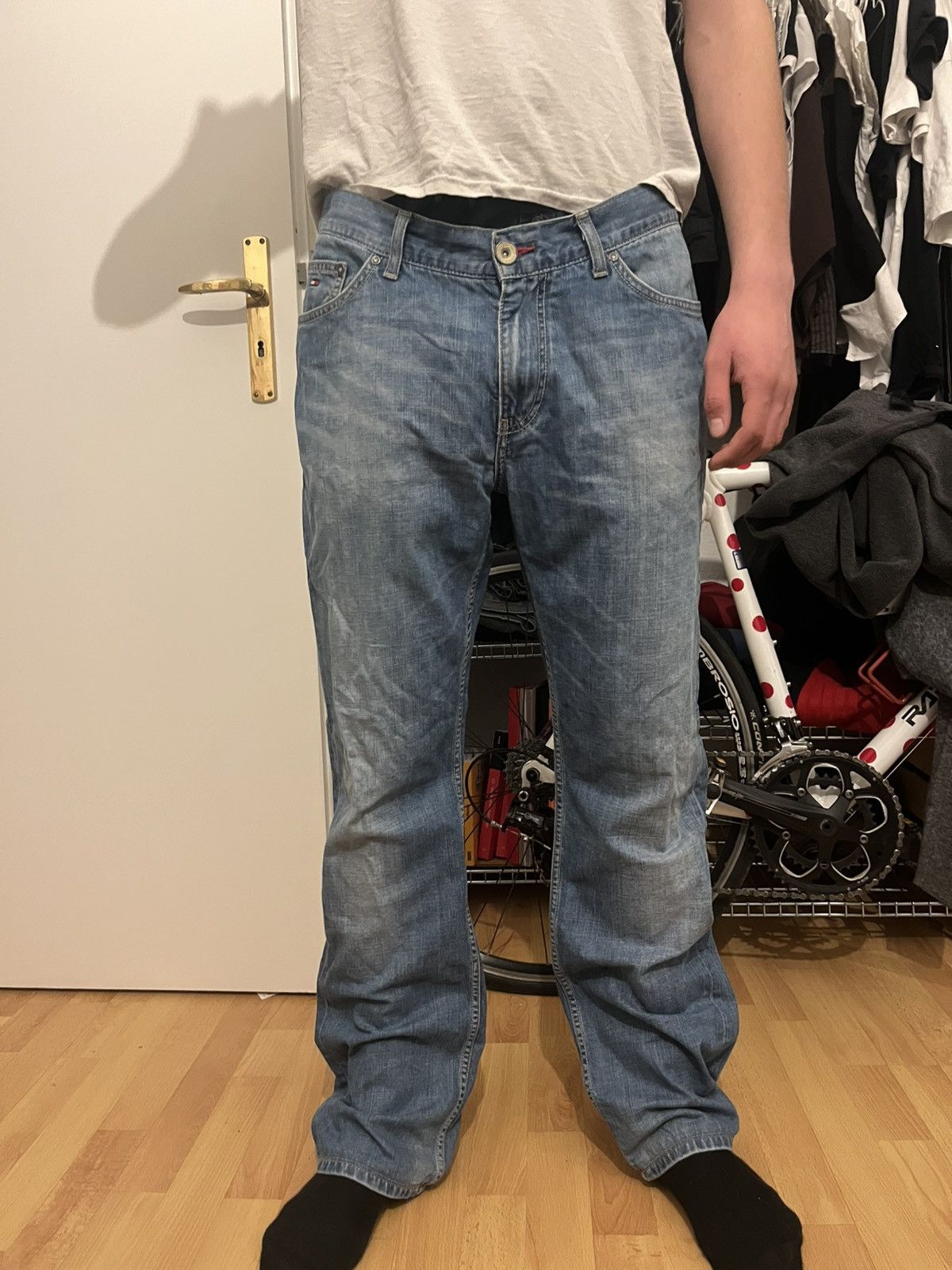 Tommy Hilfiger Rare vintage tommy hilfiger baggy jeans Size US 34 / EU 50 - 3 Thumbnail