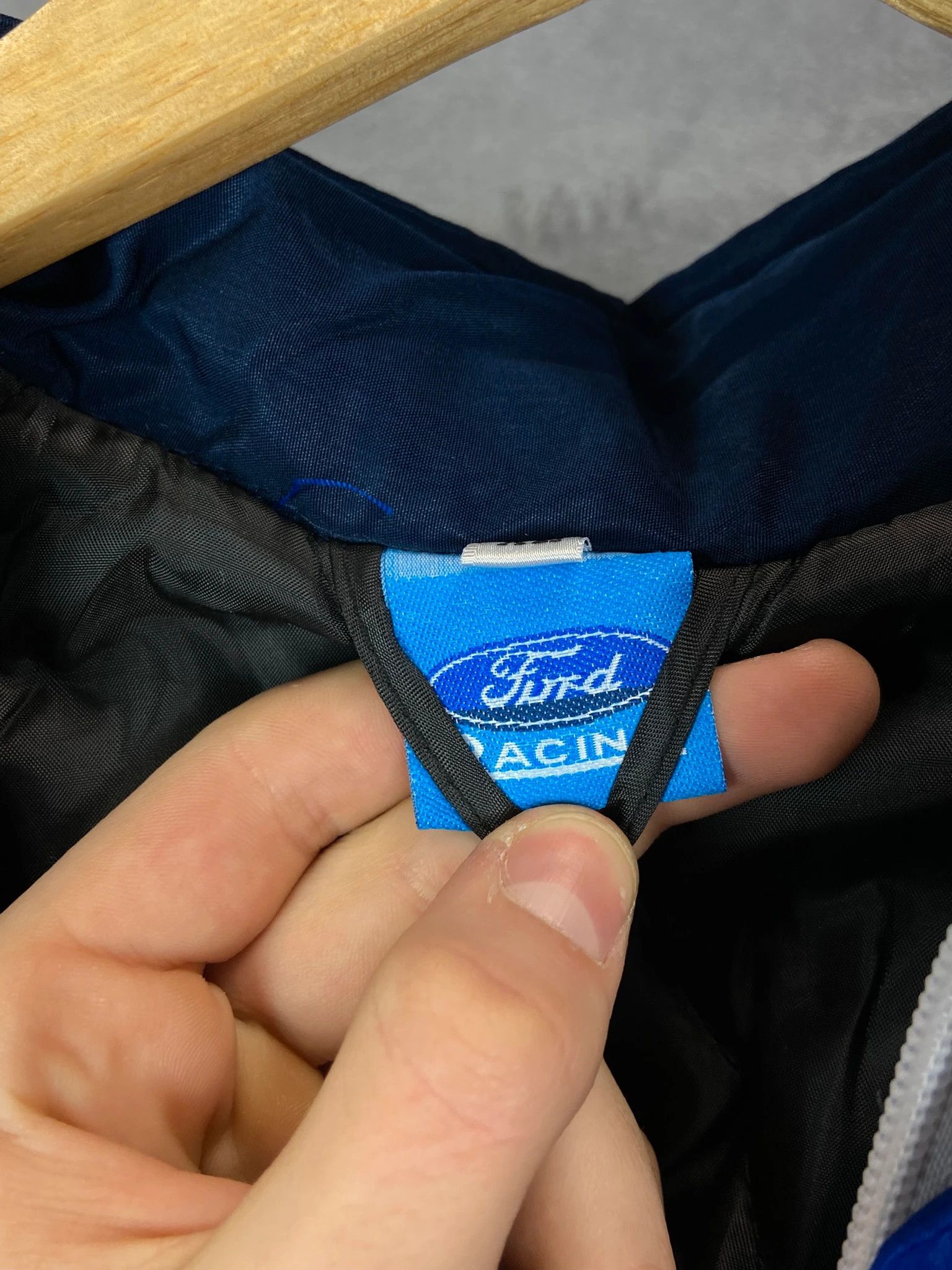 Vintage Vintage Ford Black Jacket Size XL Size US XL / EU 56 / 4 - 4 Thumbnail