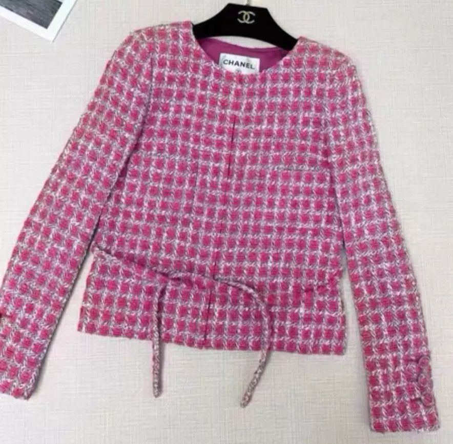 Chanel Chanel Women's Jacket Size S / US 4 / IT 40 - 1 Thumbnail