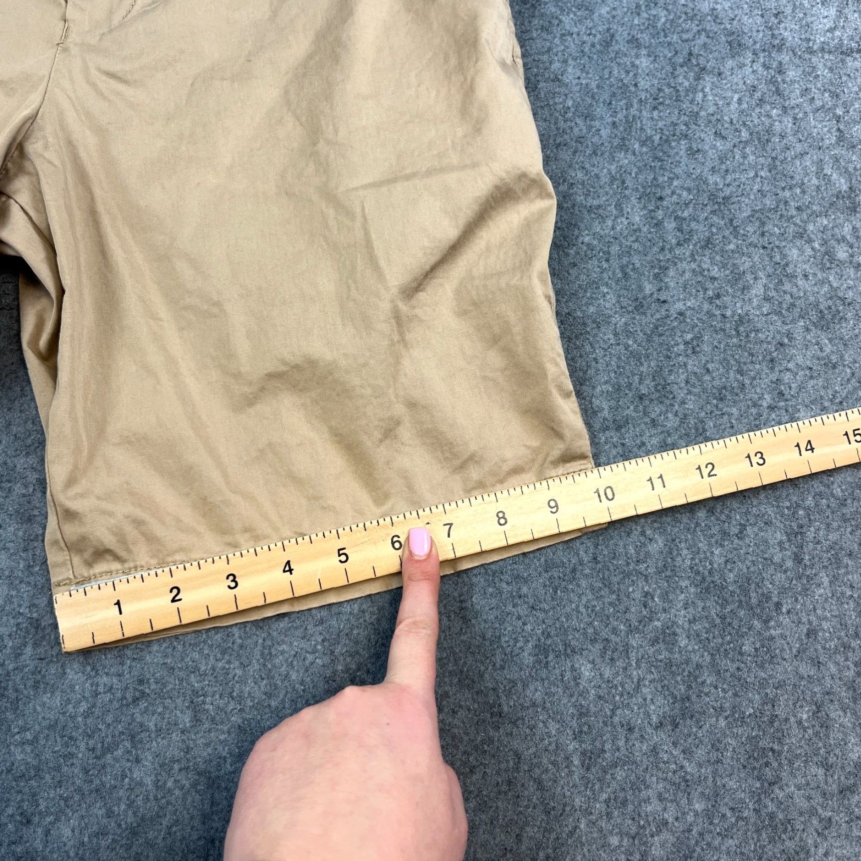 Hugo Boss HUGO BOSS Chino Shorts Mens W30 Beige Stretch Clyde Preppy Size US 30 / EU 46 - 4 Thumbnail