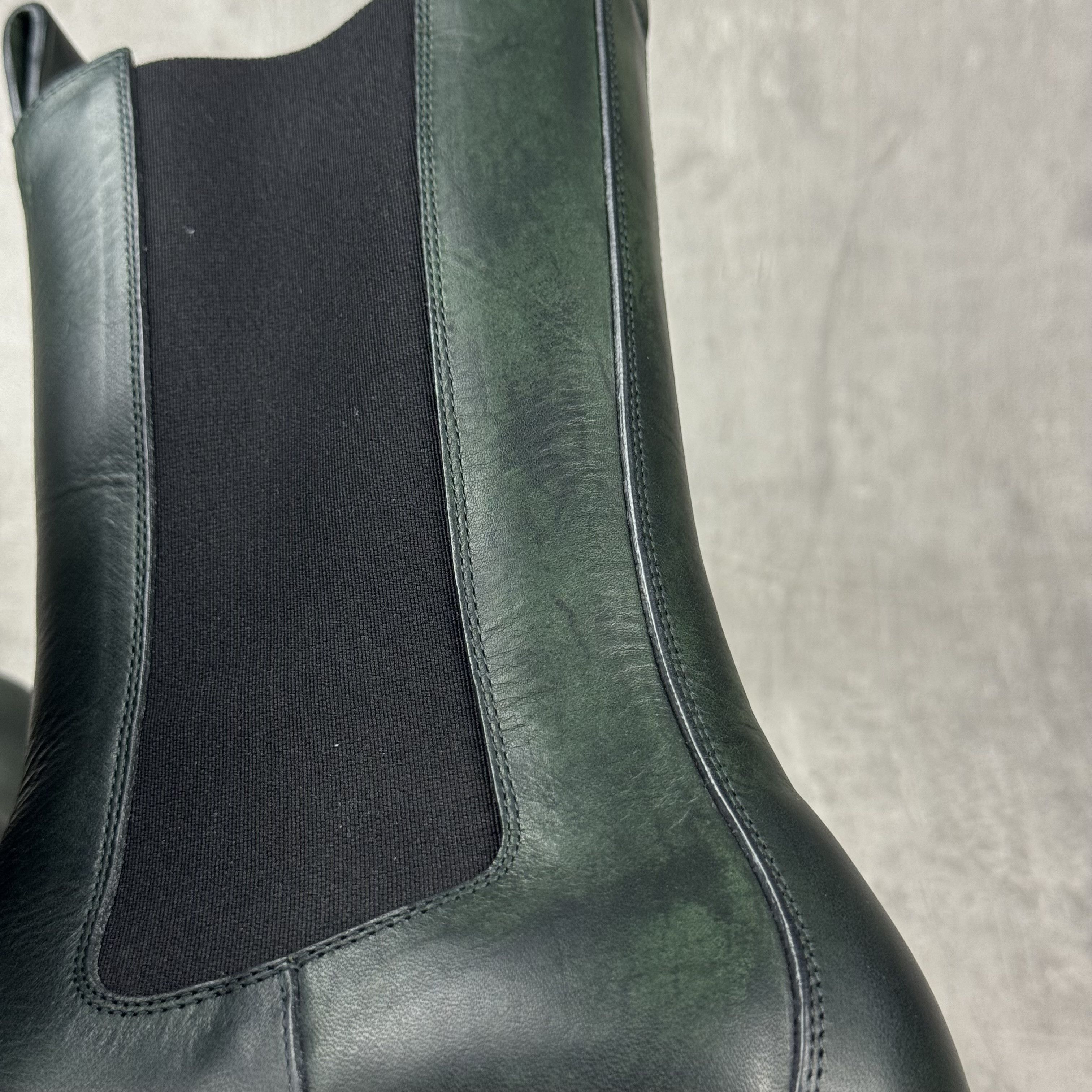 Bottega Veneta BOTTEGA VENETA Lug Chelsea Boots in Bottle Green Size US 8 / EU 41 - 15 Thumbnail
