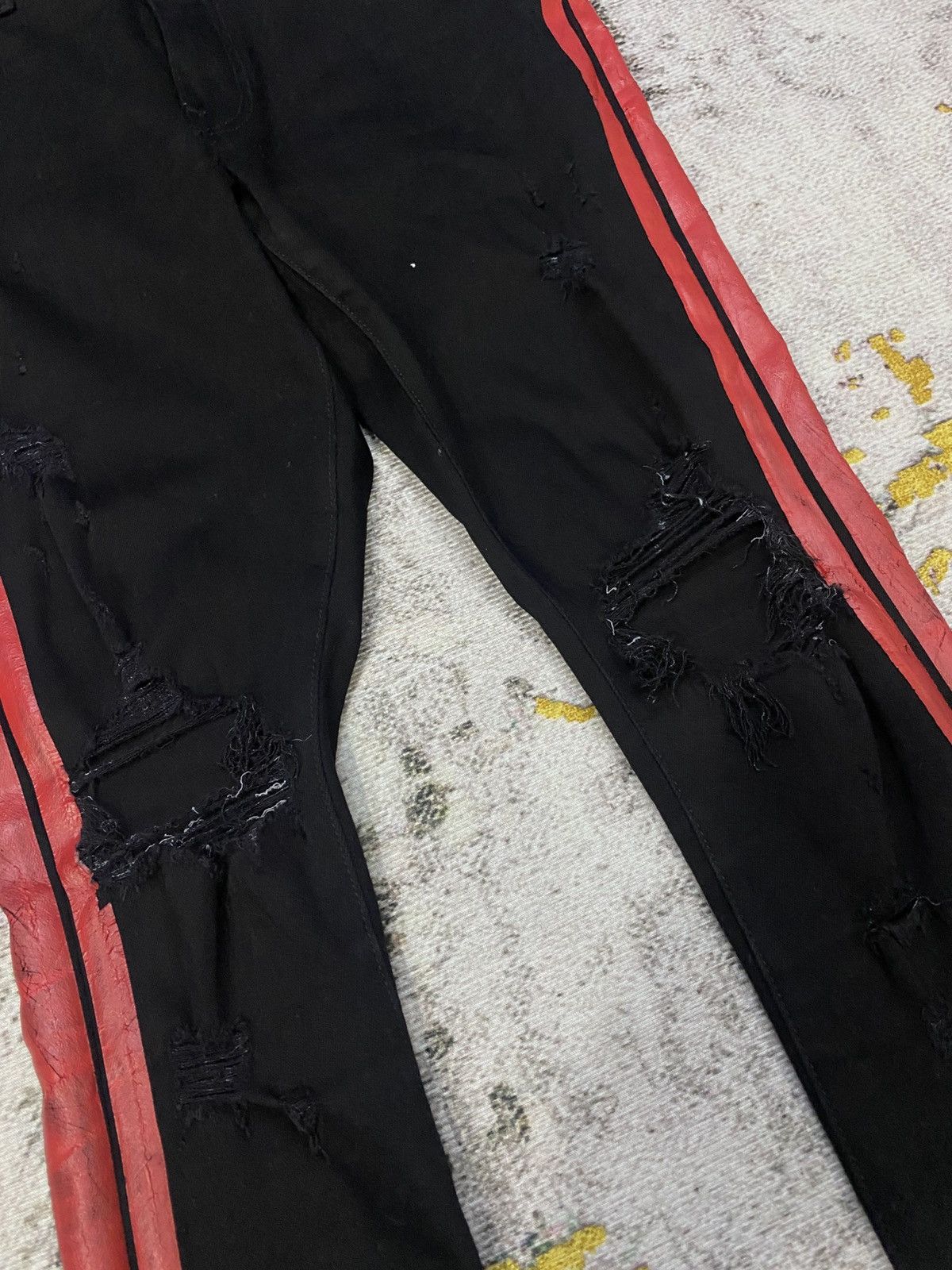 Amiri Amiri Black And Red Strip Pants Size US 32 / EU 48 - 3 Thumbnail