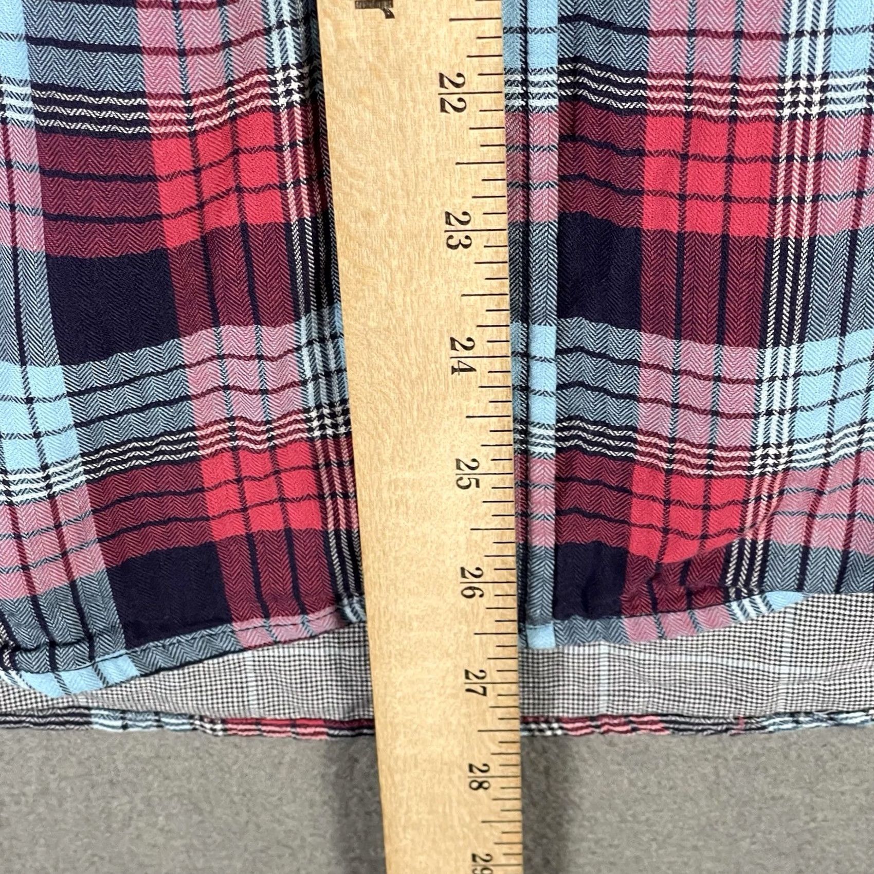 UNTUCKit UNTUCKit Shirt Mens M Red Plaid Cotton Long Sleeve Button-Up Regular Fit Button-Up Shirt Size US M / EU 48-50 / 2 - 6 Thumbnail