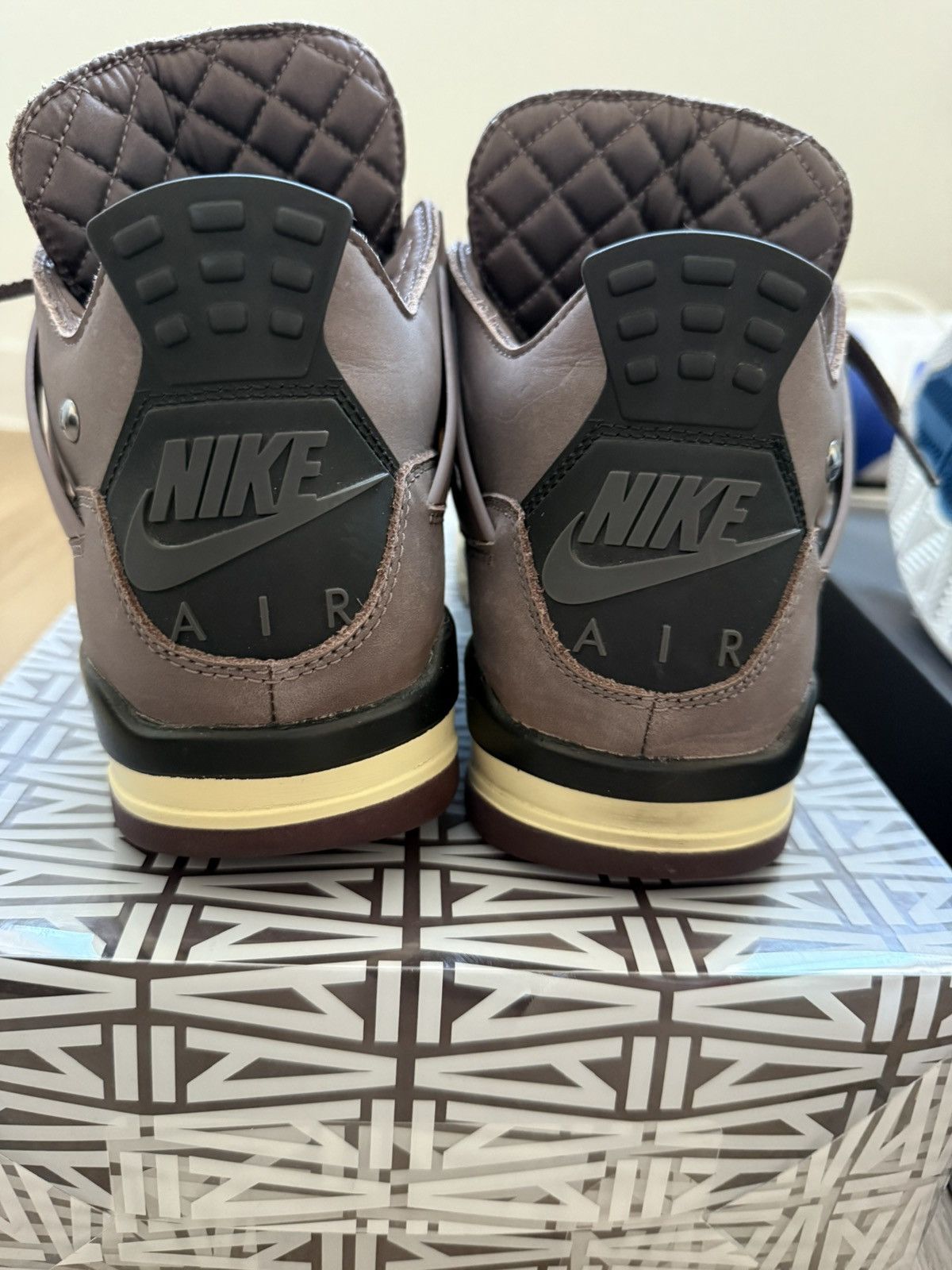 Jordan Brand × Nike Jordan 4 x A Ma Maniére Size US 9 / EU 42 - 4 Thumbnail