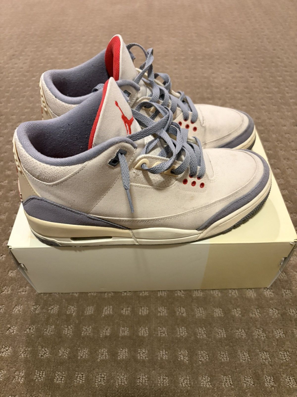 Jordan Brand Jordan 3 Retro Size US 10 / EU 43 - 2 Thumbnail