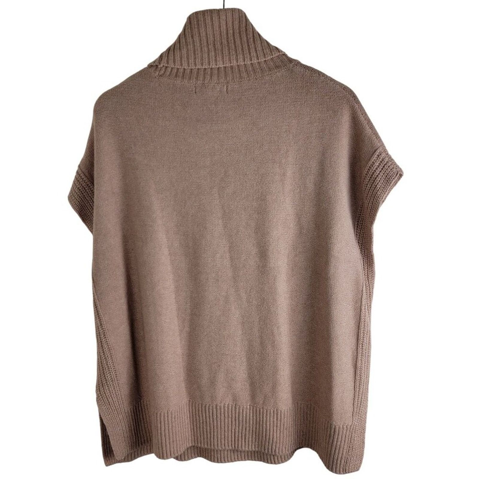 Banana Republic Banana Republic Womens Cable Knit Sweater Vest Layer Size M / US 6-8 / IT 42-44 - 2 Thumbnail