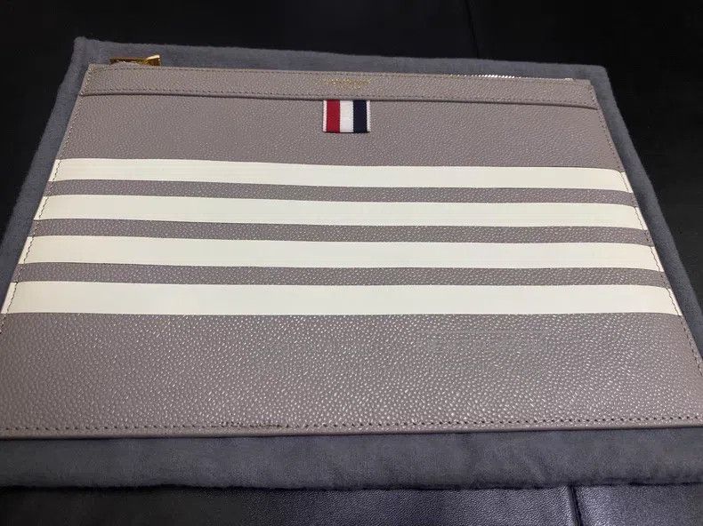 Thom Browne Thom Browne Men's Handbag Gray Four Stripe Design Size ONE SIZE - 3 Thumbnail