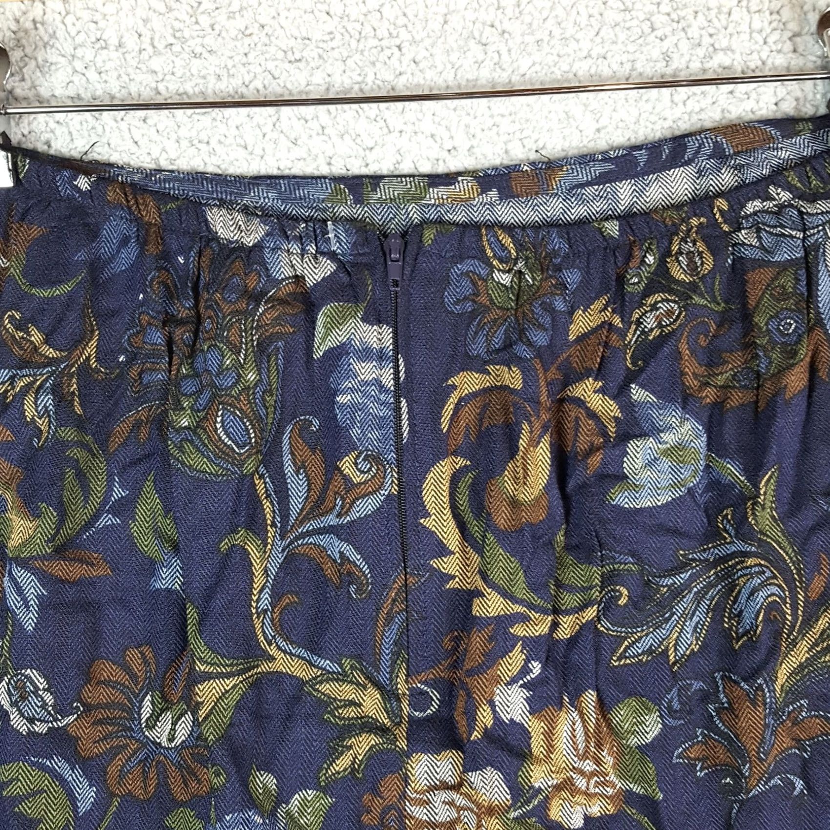 Vintage Vintage Floral Print Breathable Rayon Women's Size M Maxi Long Skirt Size 32" / US 10 / IT 46 - 6 Thumbnail