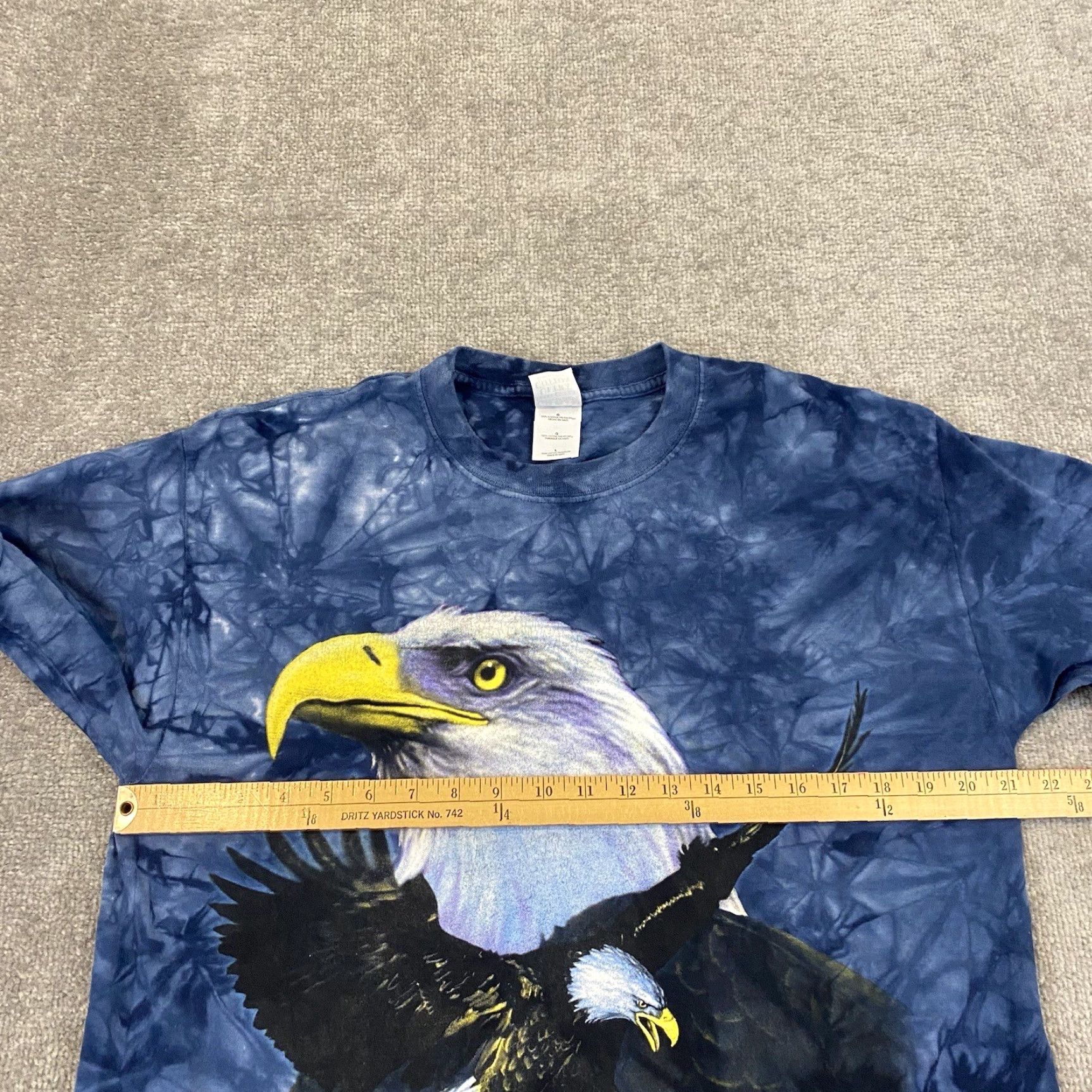 Gildan Gildan Eagle Shirt Men Large Blue Mountain Nature Animal Graphic Tee S/S Size US L / EU 52-54 / 3 - 7 Thumbnail