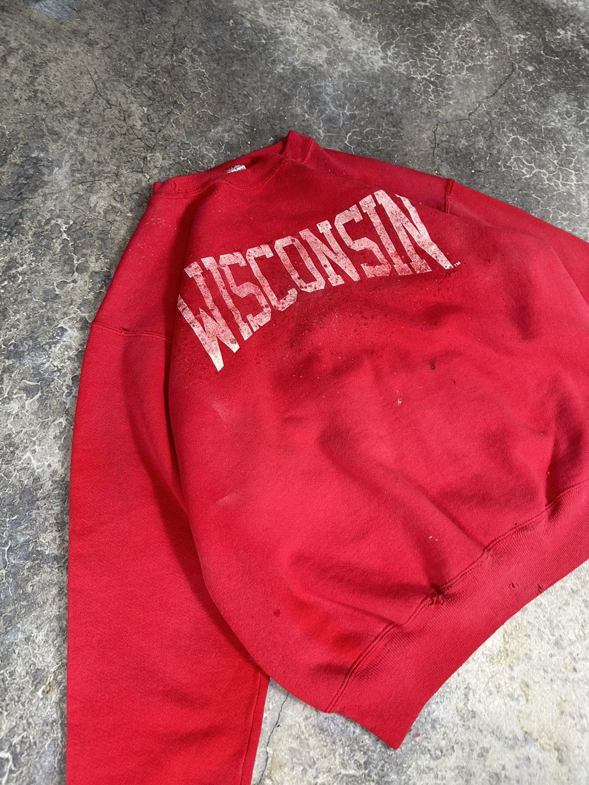 Champion × Vintage Vintage Thrashed Wisconsin Crewneck Size US L / EU 52-54 / 3 - 2 Thumbnail