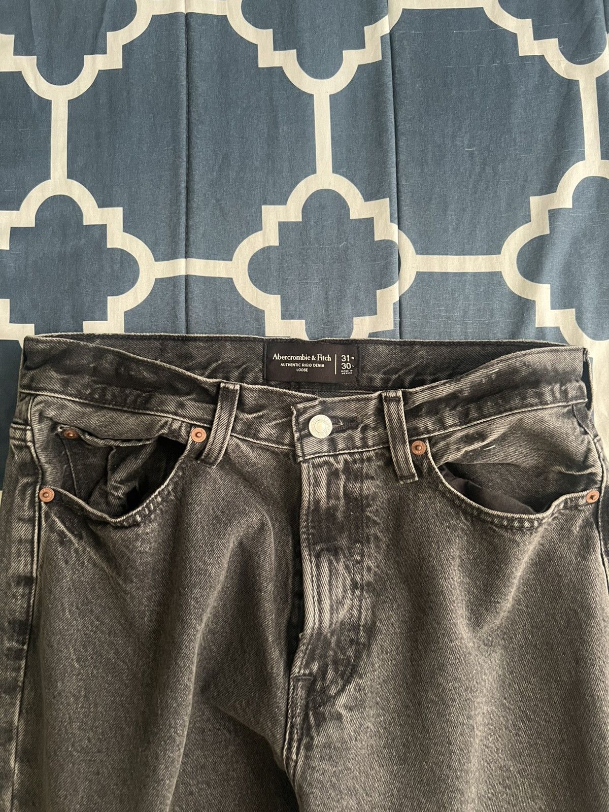 Abercrombie & Fitch Men’s loose jeans 31 x 30 Size US 31 - 5 Thumbnail