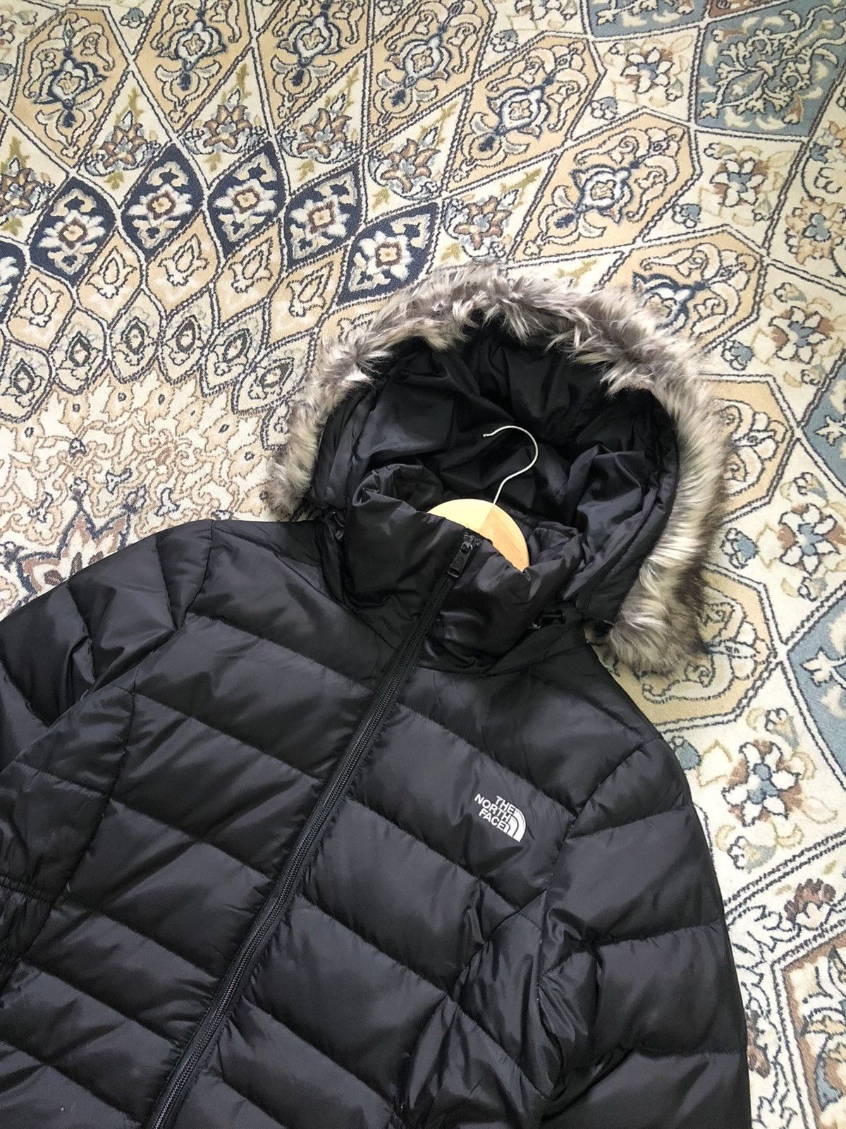 The North Face The North Face Gotham 550 Puffer Jacket With Fur Hoodie Size M / US 6-8 / IT 42-44 - 6 Thumbnail