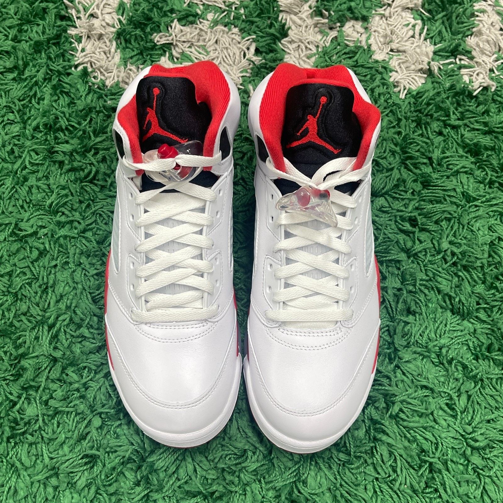 Jordan Brand Nike Air Jordan 5 Retro Fire Red Black Tongue (2025) New Size US 9 / EU 42 - 3 Thumbnail