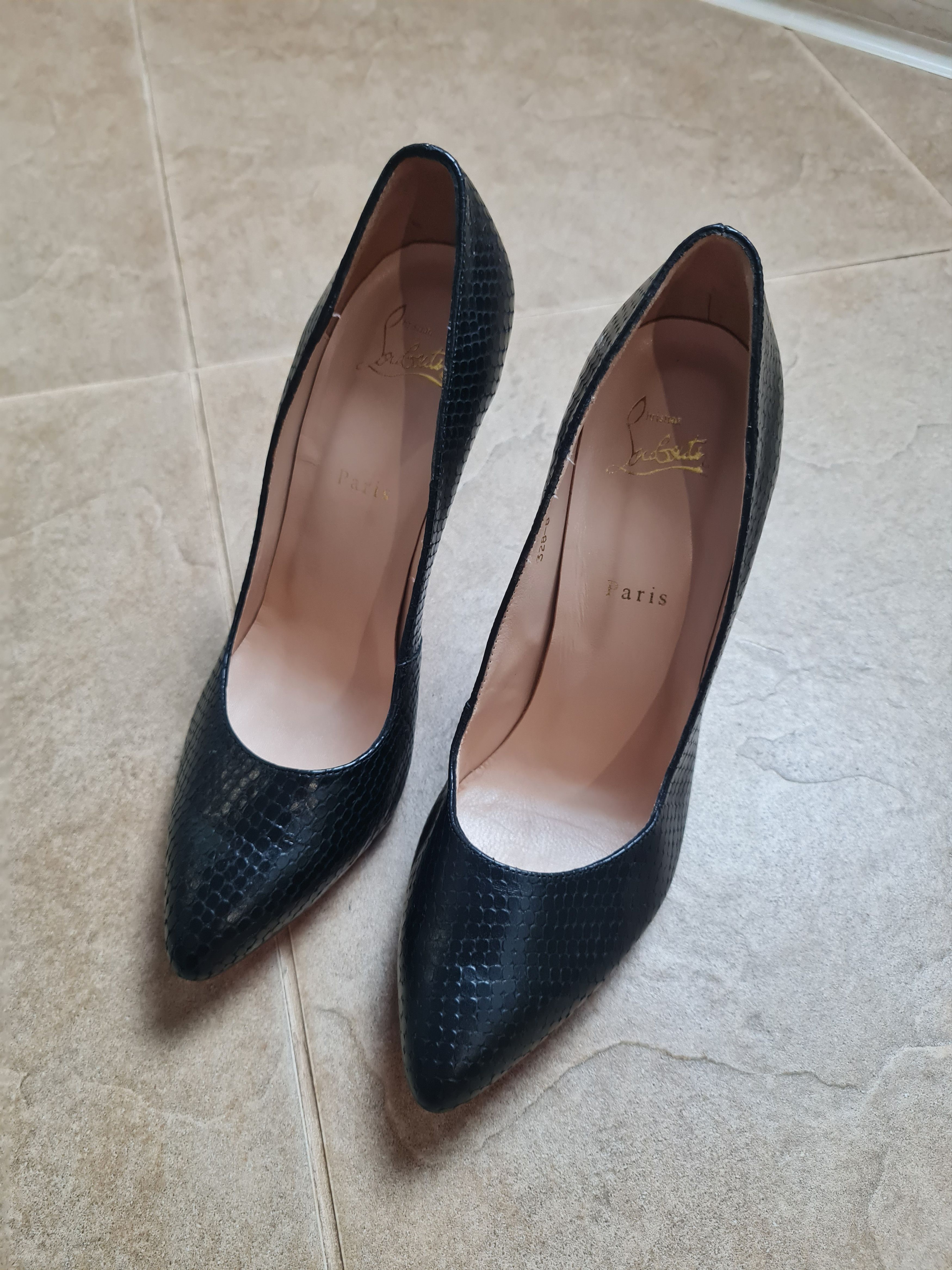Christian Louboutin Christian Louboutin Yousra Python Black Leather Gently Worn Size US 10 / IT 40 - 2 Thumbnail