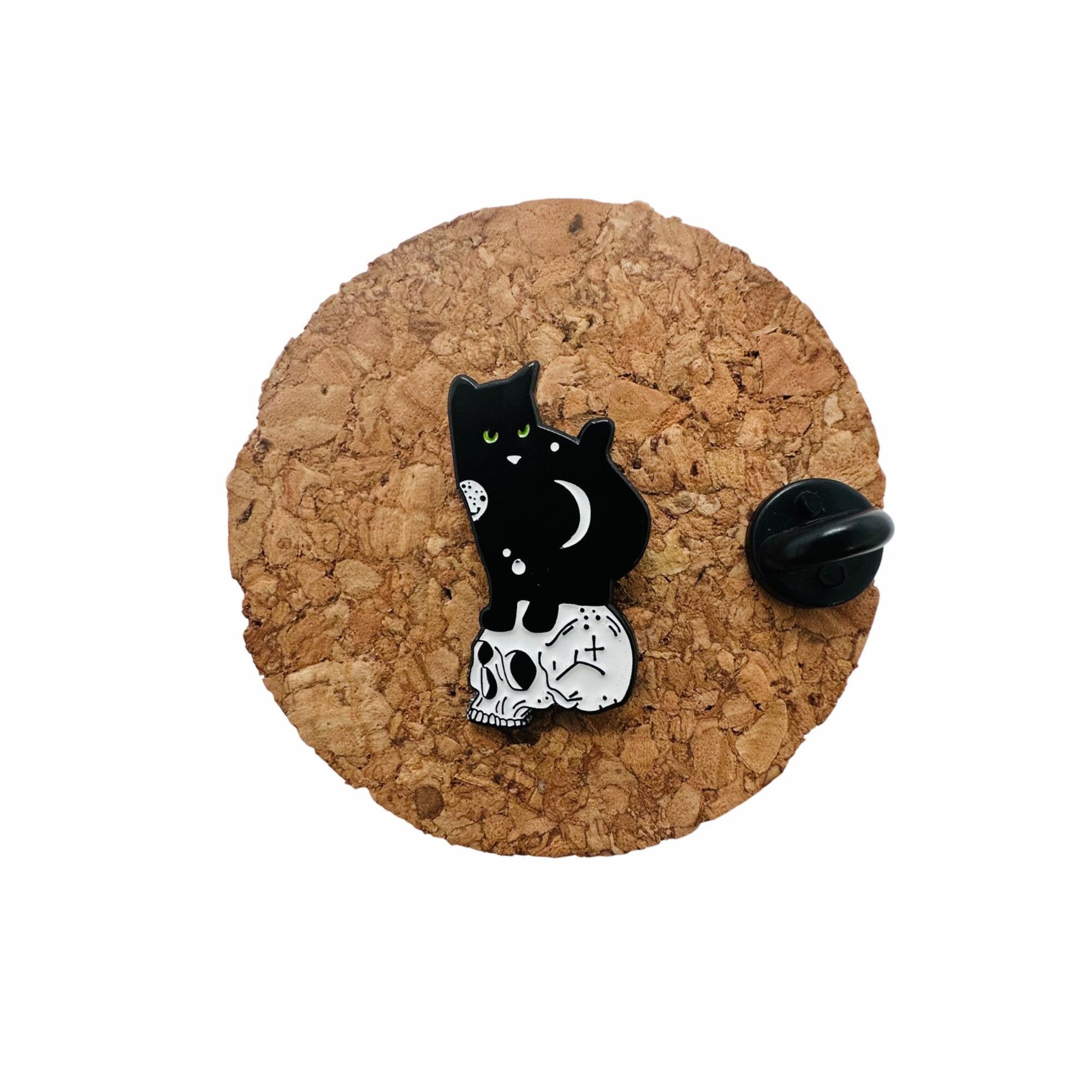 Other ☀️Enamel Pin Black Cat Skull Moon Green Eyes Keeper of Death Size ONE SIZE - 4 Thumbnail