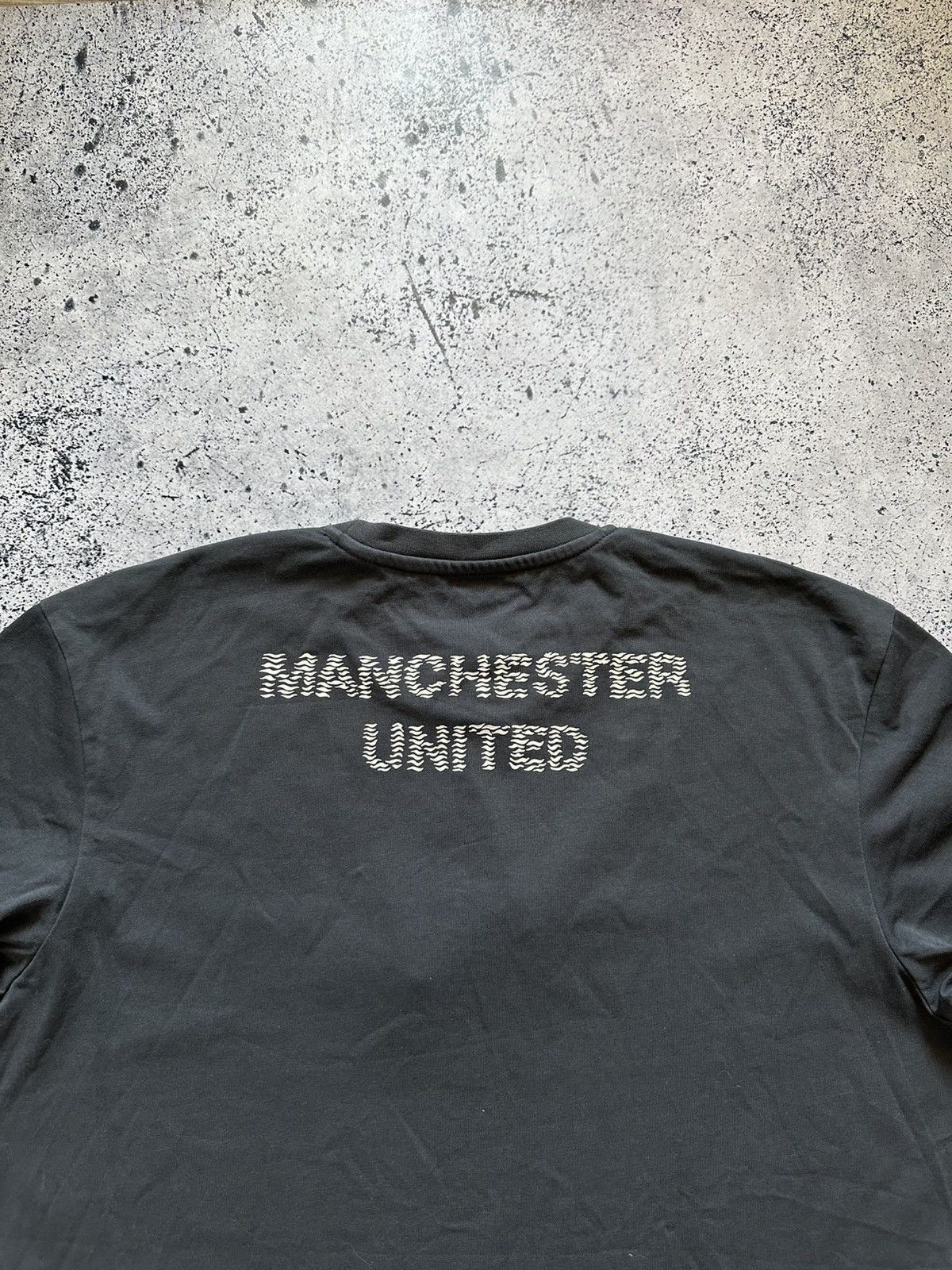 Adidas × Vintage Vintage Adidas Manchester United Football T-shirt Logo Tee Size US M / EU 48-50 / 2 - 4 Thumbnail