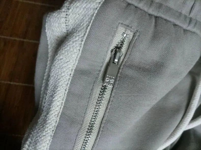 Loewe LOEWE Gray Sweat Shorts with Drawstring . Size US 30 / EU 46 - 6 Thumbnail