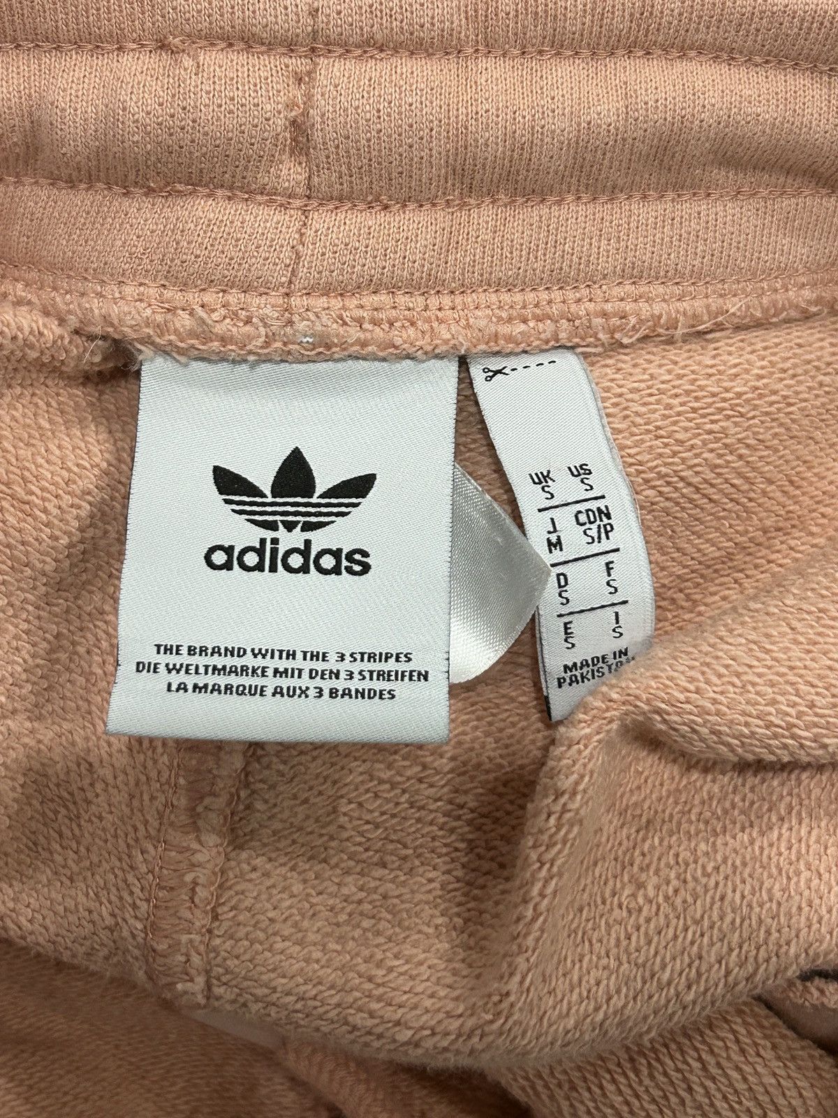 Adidas Adidas Pink sweat shorts Size US 30 / EU 46 - 4 Thumbnail