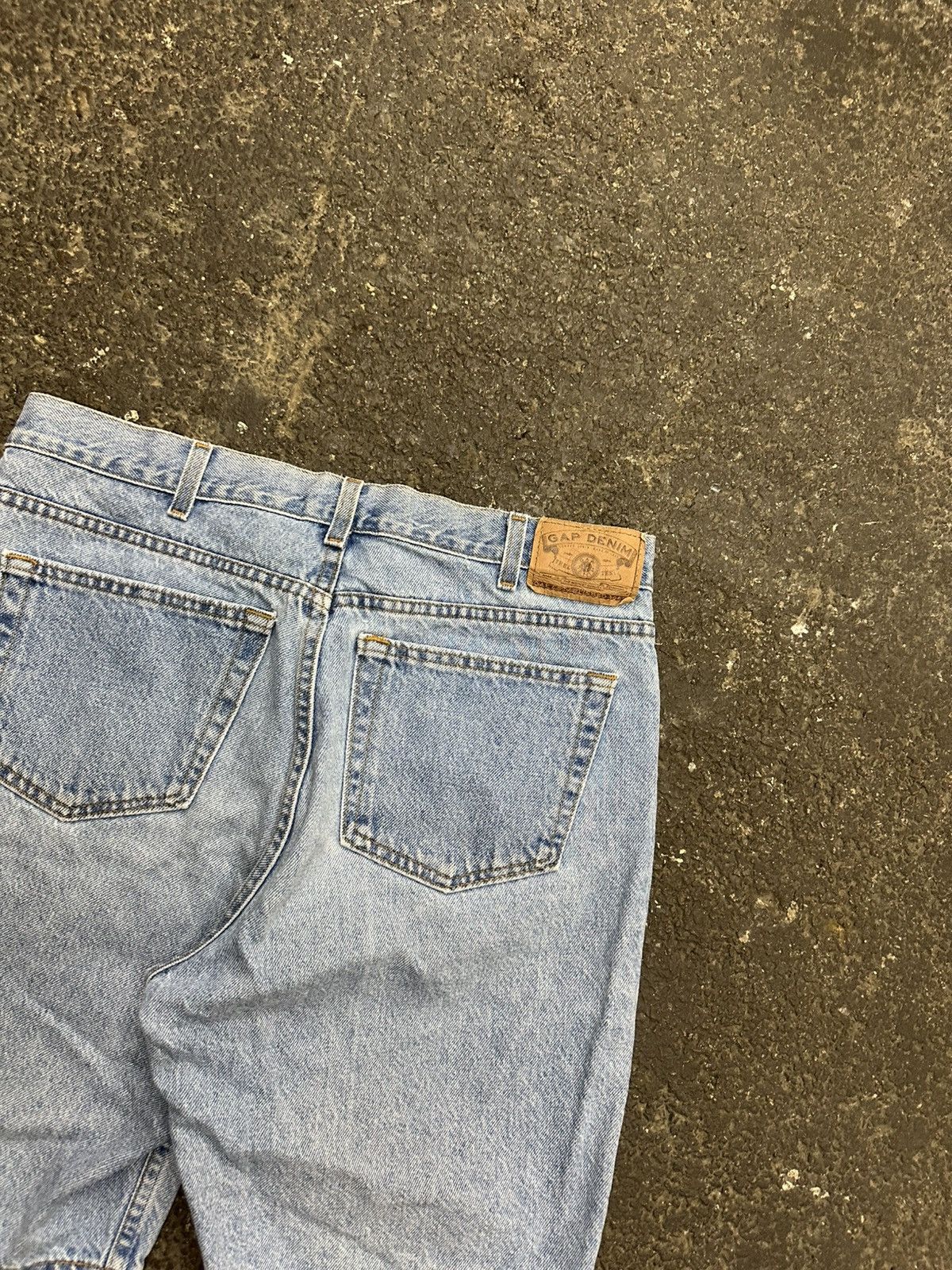Gap × Vintage Y2K gap baggy jorts Size US 34 / EU 50 - 3 Thumbnail