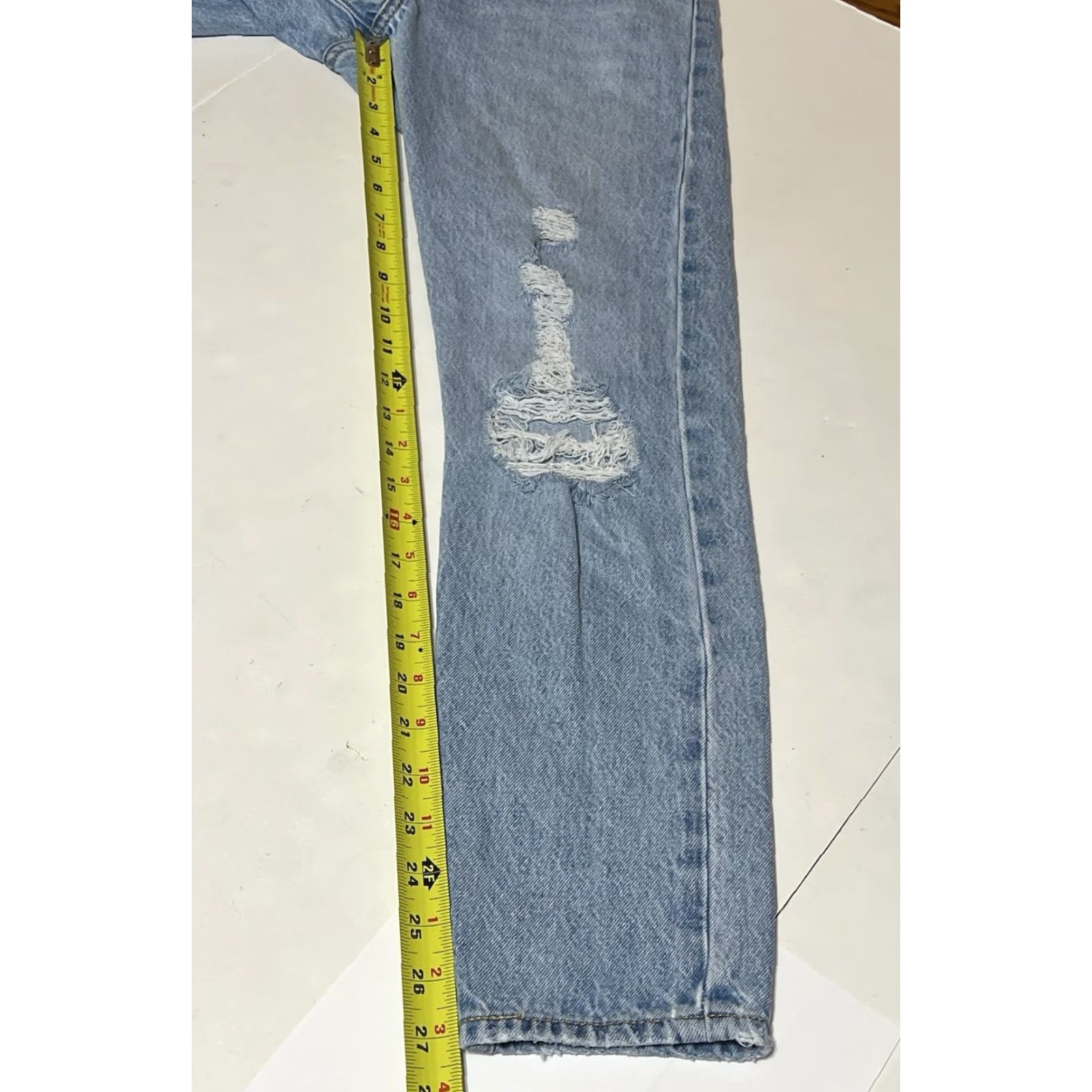Levi's Levi's Jeans Womens 26x27 Light Blue Distressed Wedgie Button Fly Straight Denim Levi's Size 26" / US 2 / IT 38 - 5 Thumbnail