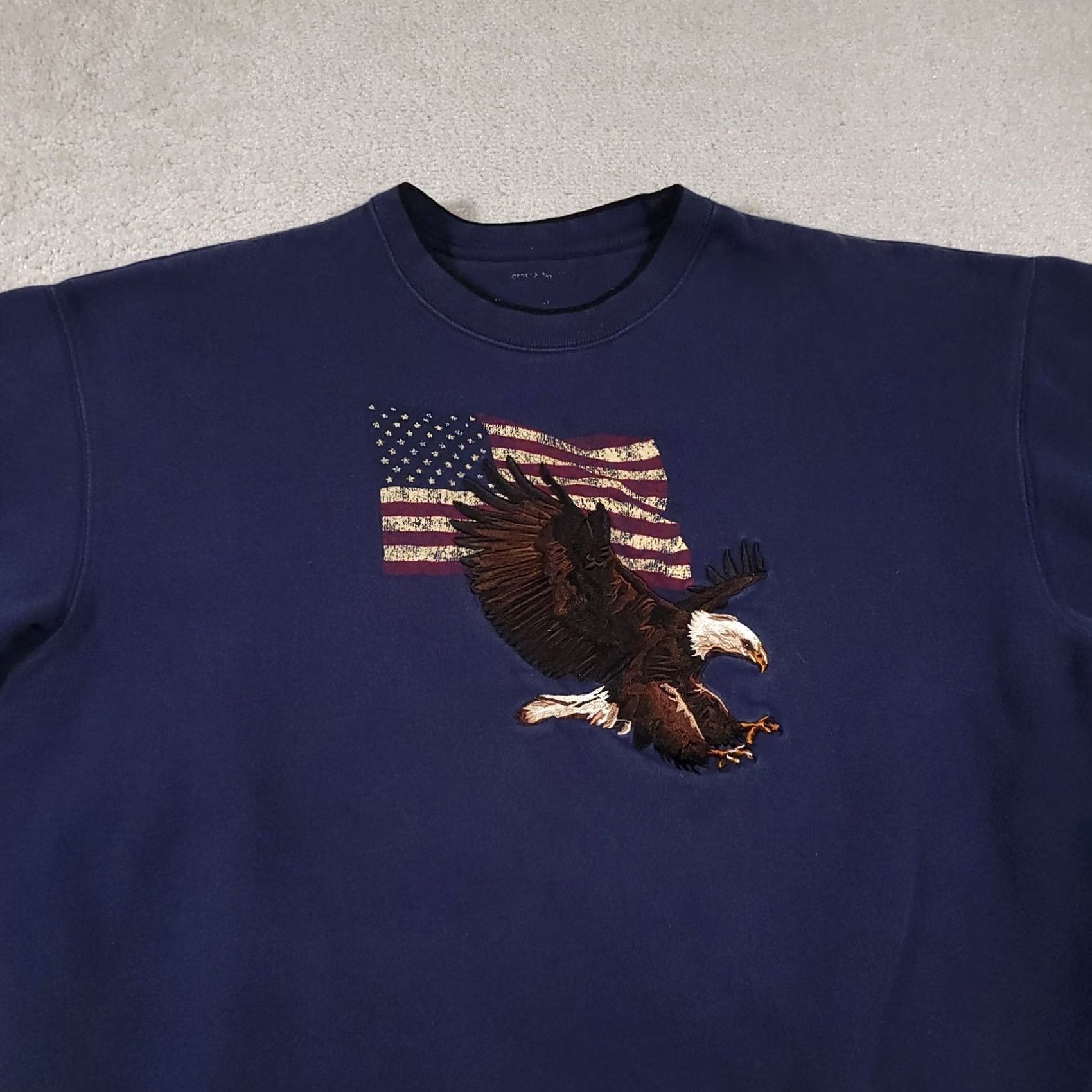 Vintage VINTAGE American Eagle Flag Bald Eagle Sweatshirt Unisex Adults XL Blue Crewneck Patriotic USA Pullover Embroidered Size US XL / EU 56 / 4 - 3 Thumbnail