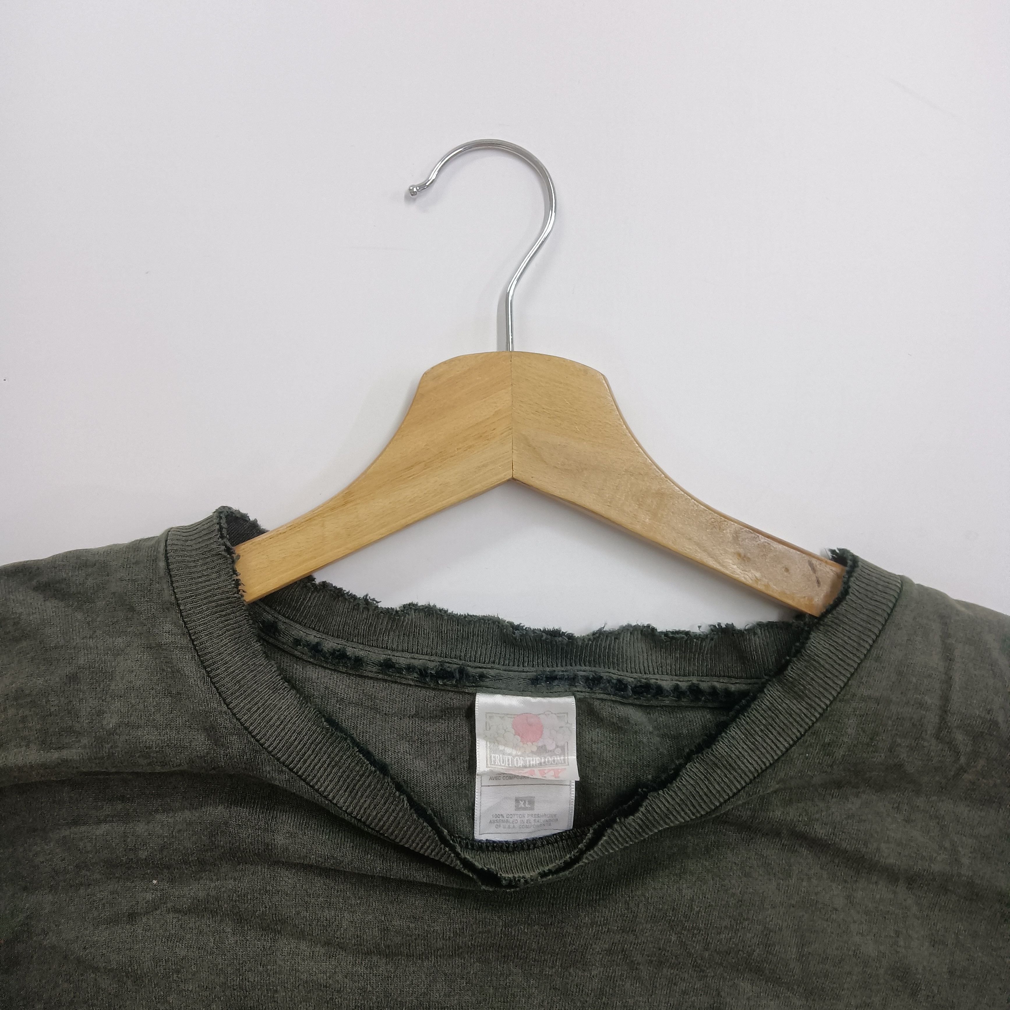 Fruit Of The Loom × Vintage Vintage Good Bush Vs Bad Bush Distressed #C Size US L / EU 52-54 / 3 - 5 Thumbnail