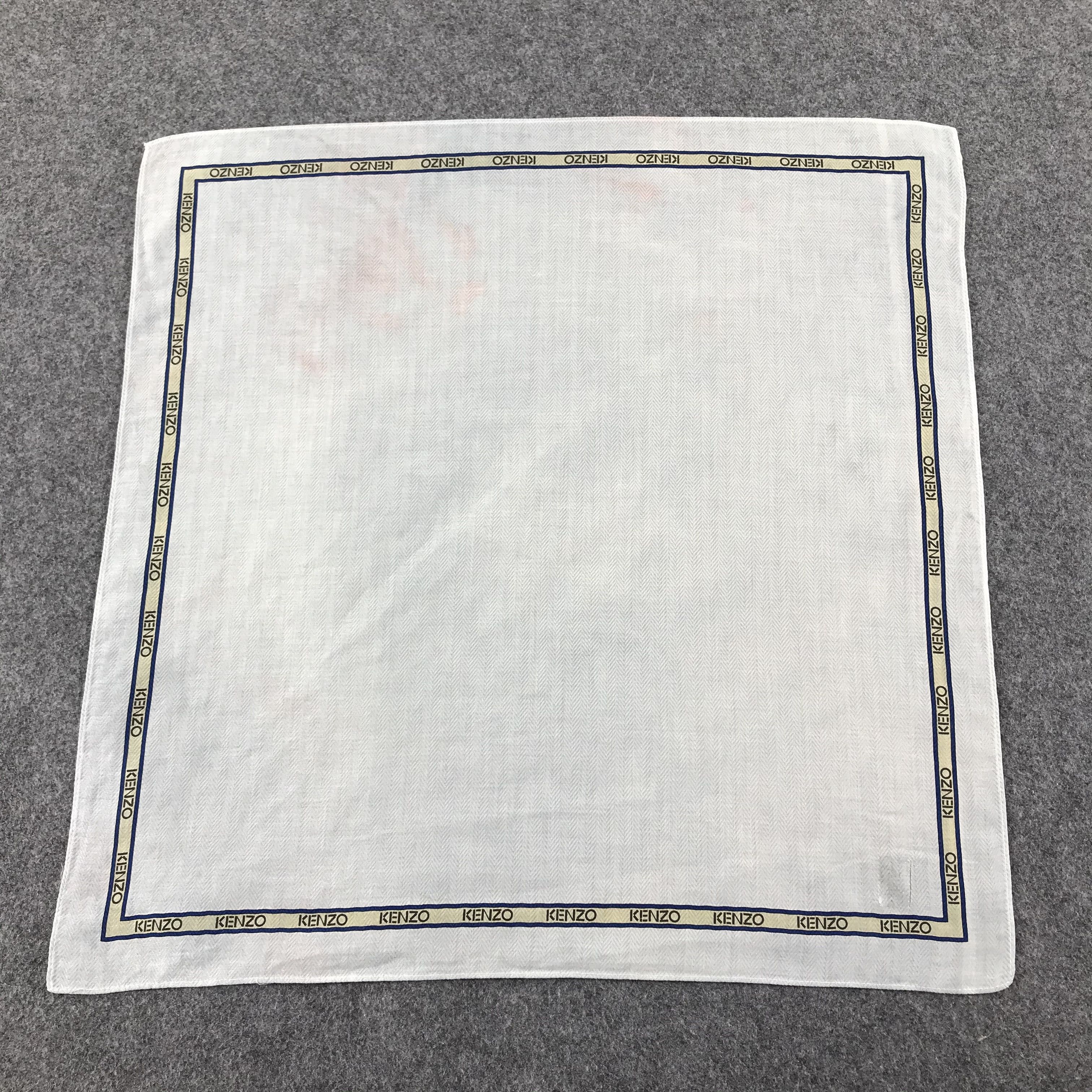 Kenzo Kenzo Handkerchief Neckerchief Bandana H328 Size ONE SIZE - 1 Thumbnail