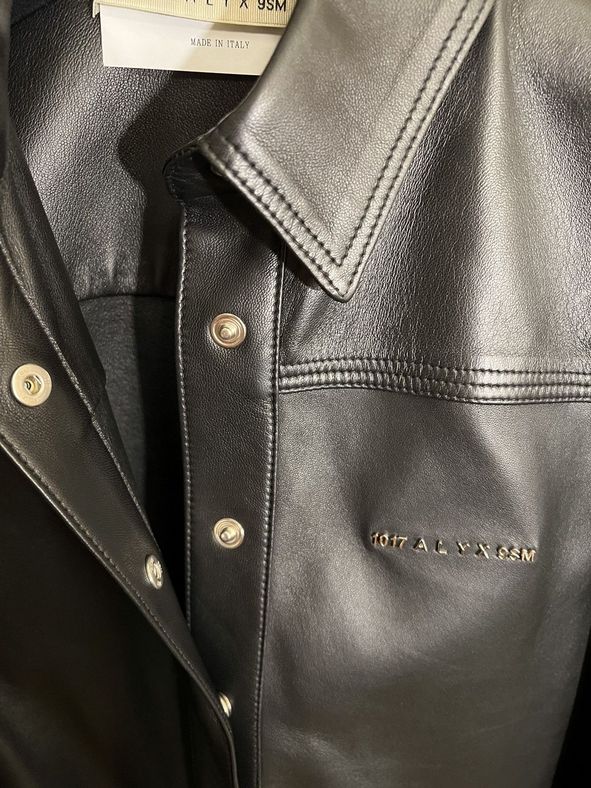 1017 ALYX 9SM × MMW Alyx Leather Shirt Size M / US 6-8 / IT 42-44 - 4 Thumbnail