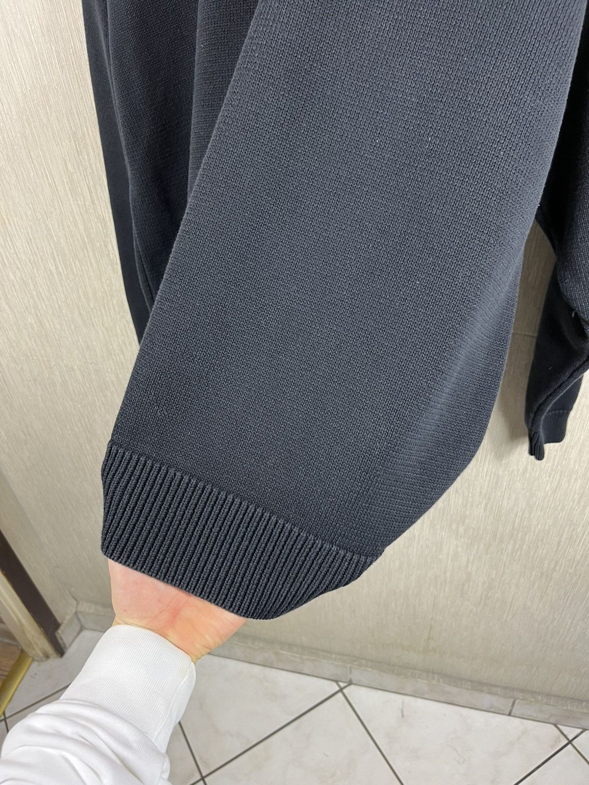 Heliot Emil Heliot Emil oversized knit sweater blurred central logo tm Size US M / EU 48-50 / 2 - 10 Thumbnail
