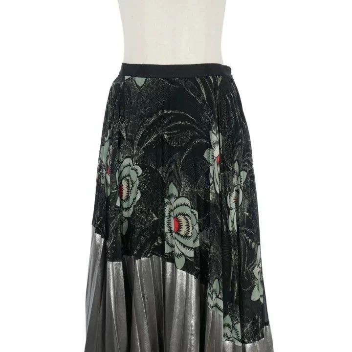Dries Van Noten Dries Van Noten size:34 Black floral pleated skirt Size 33" - 6 Thumbnail