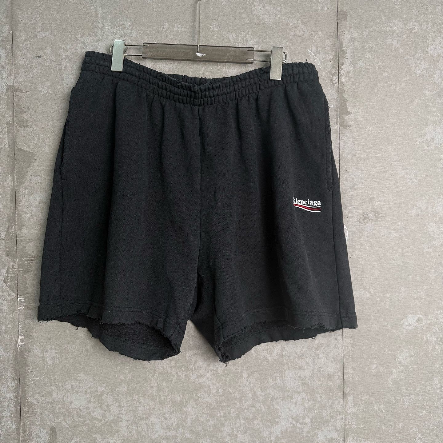 Balenciaga Balenciaga Distressed Embroidered Sweatshorts Size S Size US 30 / EU 46 - 1 Thumbnail