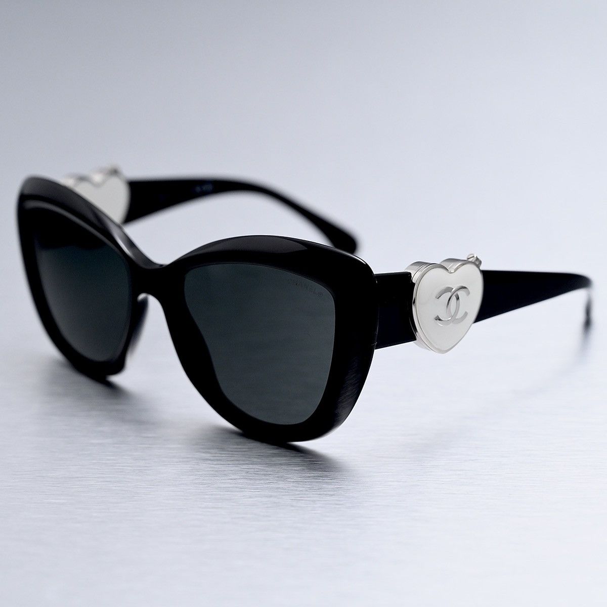 Chanel CHANEL 0CH5517 C501S4 SUNGLASSES Size ONE SIZE - 2 Thumbnail