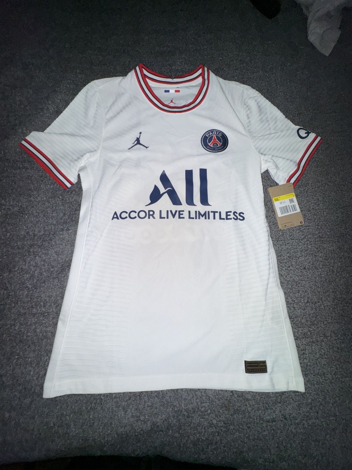 Jordan Brand Messi 2021/22 PSG Fourth Jersey Size US S / EU 44-46 / 1 - 2 Thumbnail