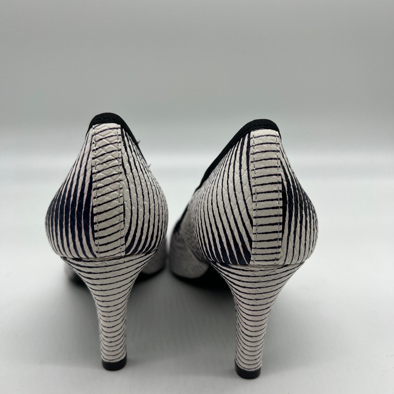 Other Lori Goldstein Collection Novelty Pumps Size 7 M Zebra Size US 7 / IT 37 - 4 Thumbnail