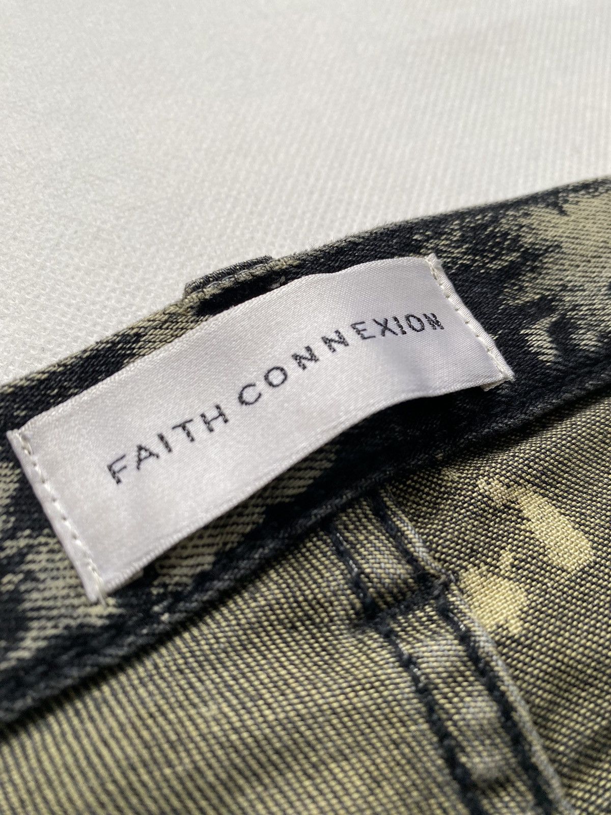 Faith Connexion Faith Connexion Bleach Slim Denim Pant Grunge Size US 27 - 4 Thumbnail