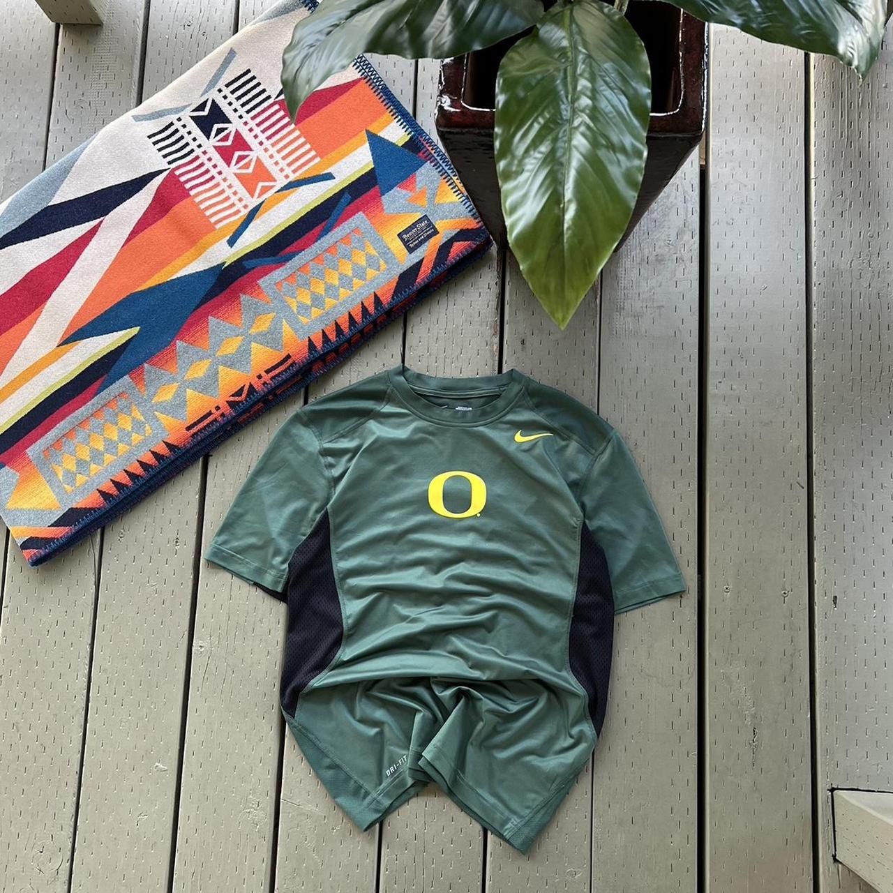 Nike × Vintage oregon ducks jersey Size US M / EU 48-50 / 2 - 3 Thumbnail