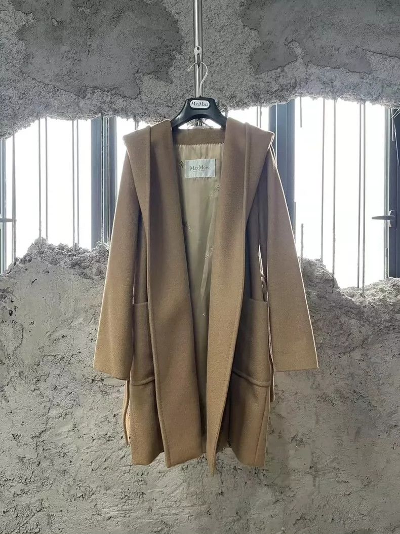 Max Mara Max Mara Hooded coat Size M / US 6-8 / IT 42-44 - 1 Thumbnail