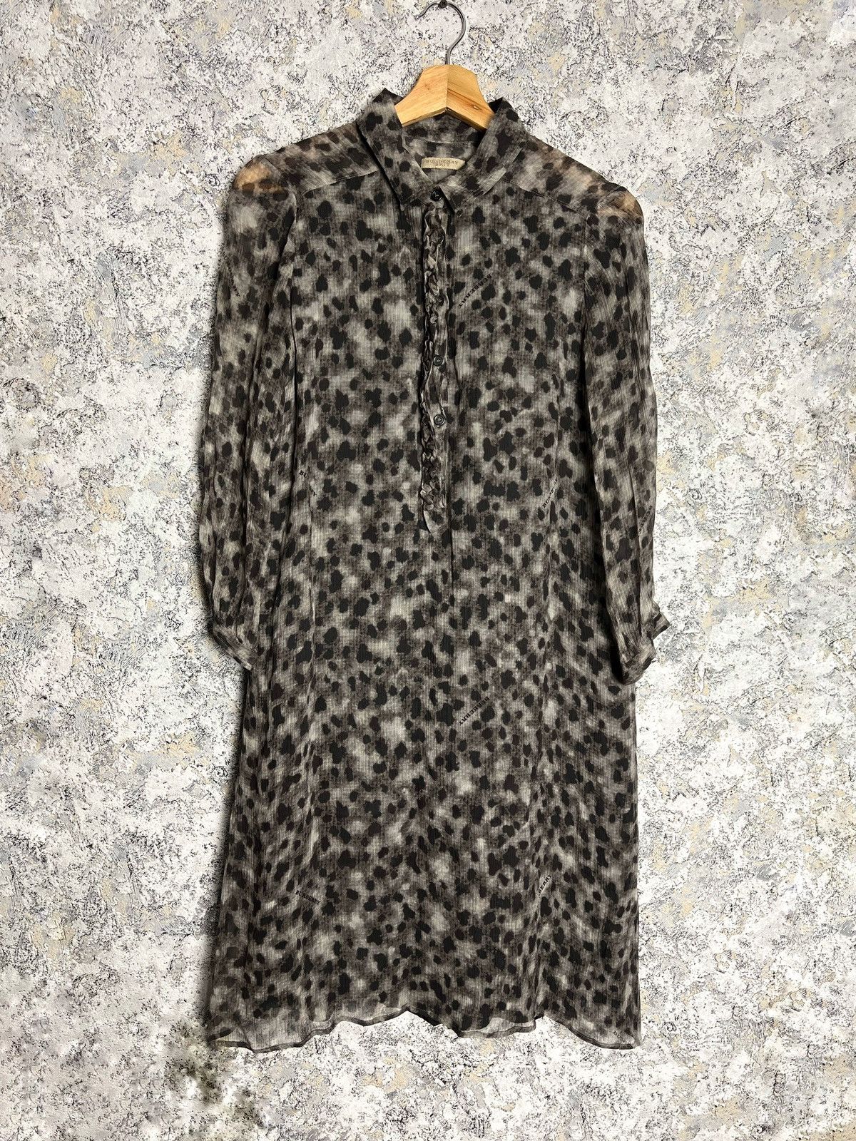 Burberry × Vintage Burberry Brit Dress Animal Printed Mesh Long Sleeve Tunic Size M / US 6-8 / IT 42-44 - 1 Thumbnail