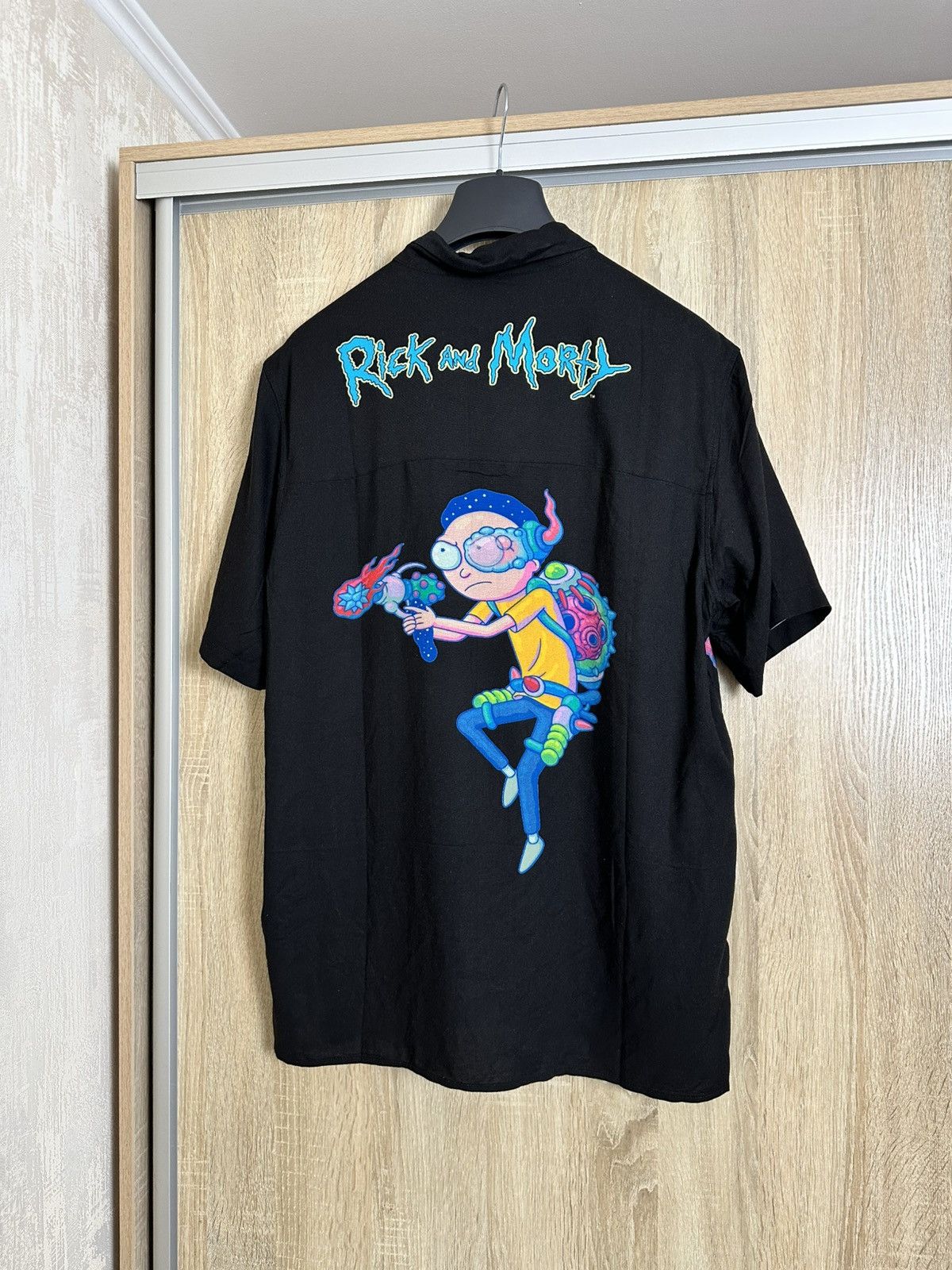 Vintage 🔥 Rick & Morty x H&M Vintage Button Up Hawaiian Shirt Movie Size US S / EU 44-46 / 1 - 2 Thumbnail