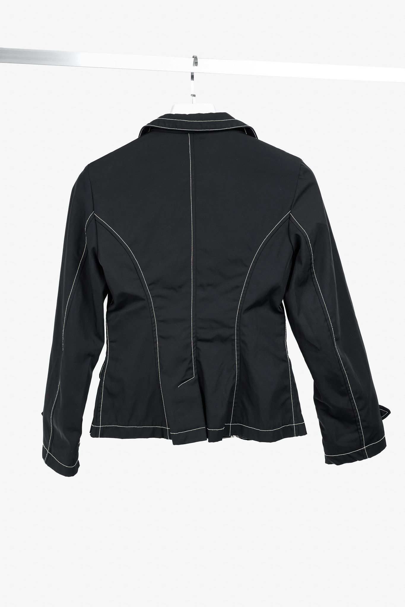 Weekend Max Mara Weekend Max Mara Black Contrast-Stitching Nylon Blazer Size M / US 6-8 / IT 42-44 - 2 Thumbnail