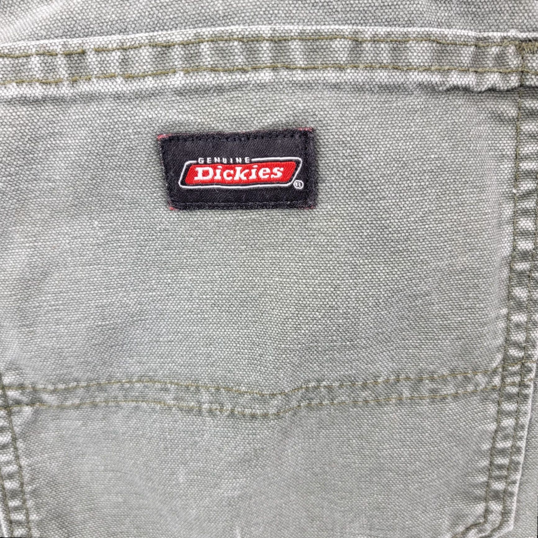 Dickies VINTAGE Dickies CARGO Shorts mens 42 Green Cotton Relaxed Fit ER201SOG carpenter y2k Mens Size US 42 / EU 58 - 6 Thumbnail