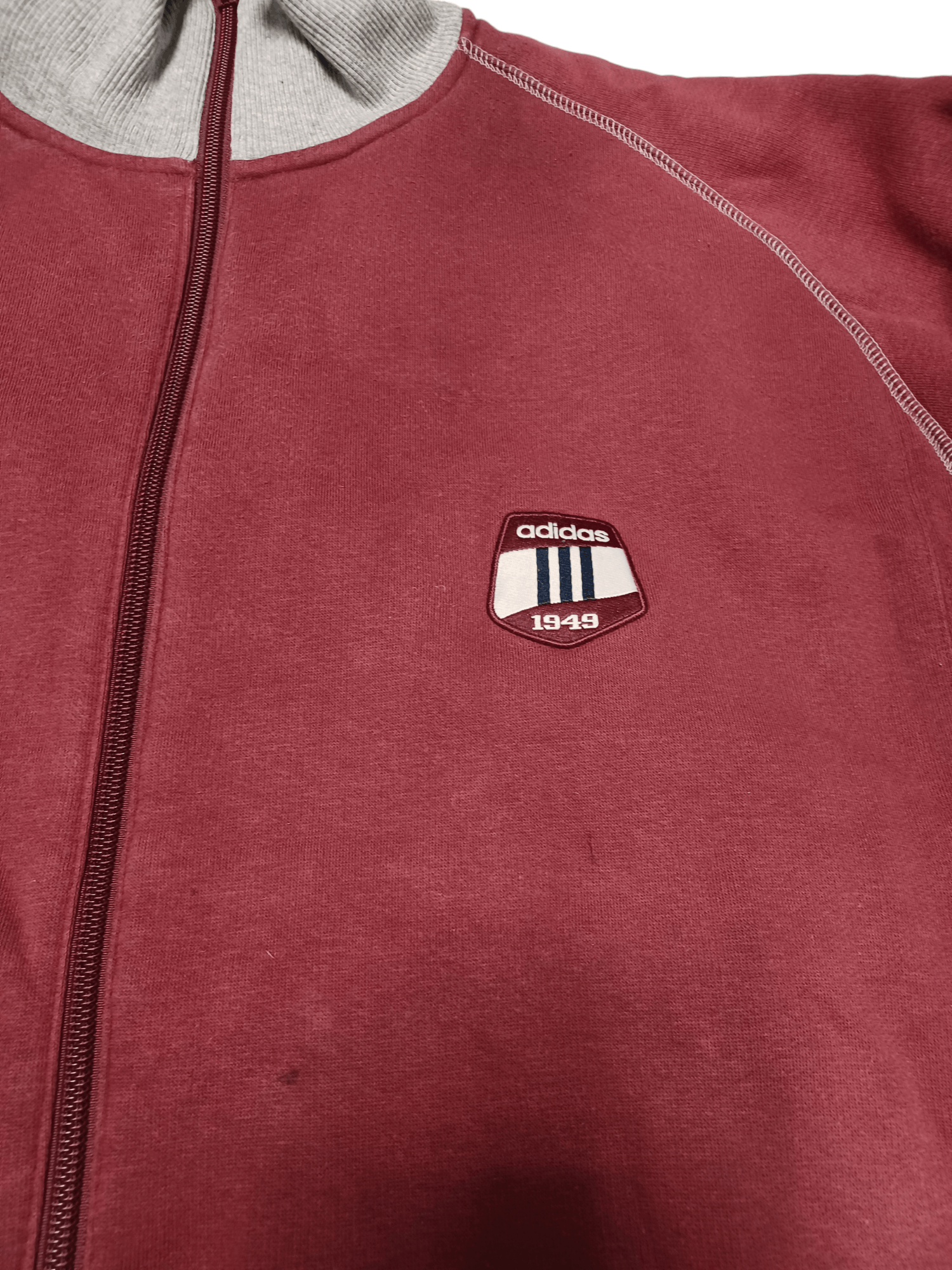 Adidas 2003 ADIDAS VINTAGE EMBROIDERED LOGO RARE TRACKING JACKET Size US XL / EU 56 / 4 - 4 Thumbnail
