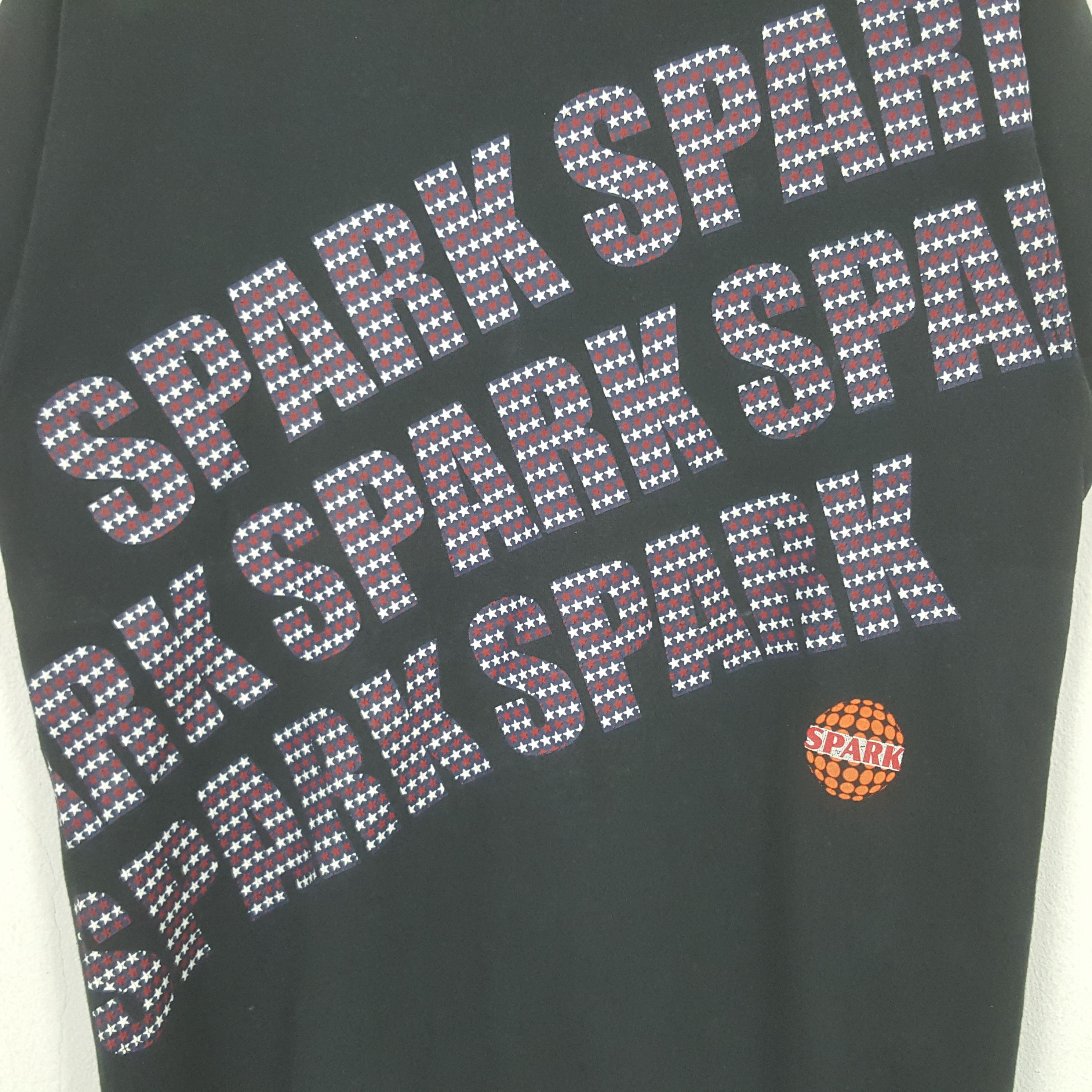 Vintage Vintage Spark American Skateboard Style Tshirt RR25 Size US M / EU 48-50 / 2 - 2 Thumbnail